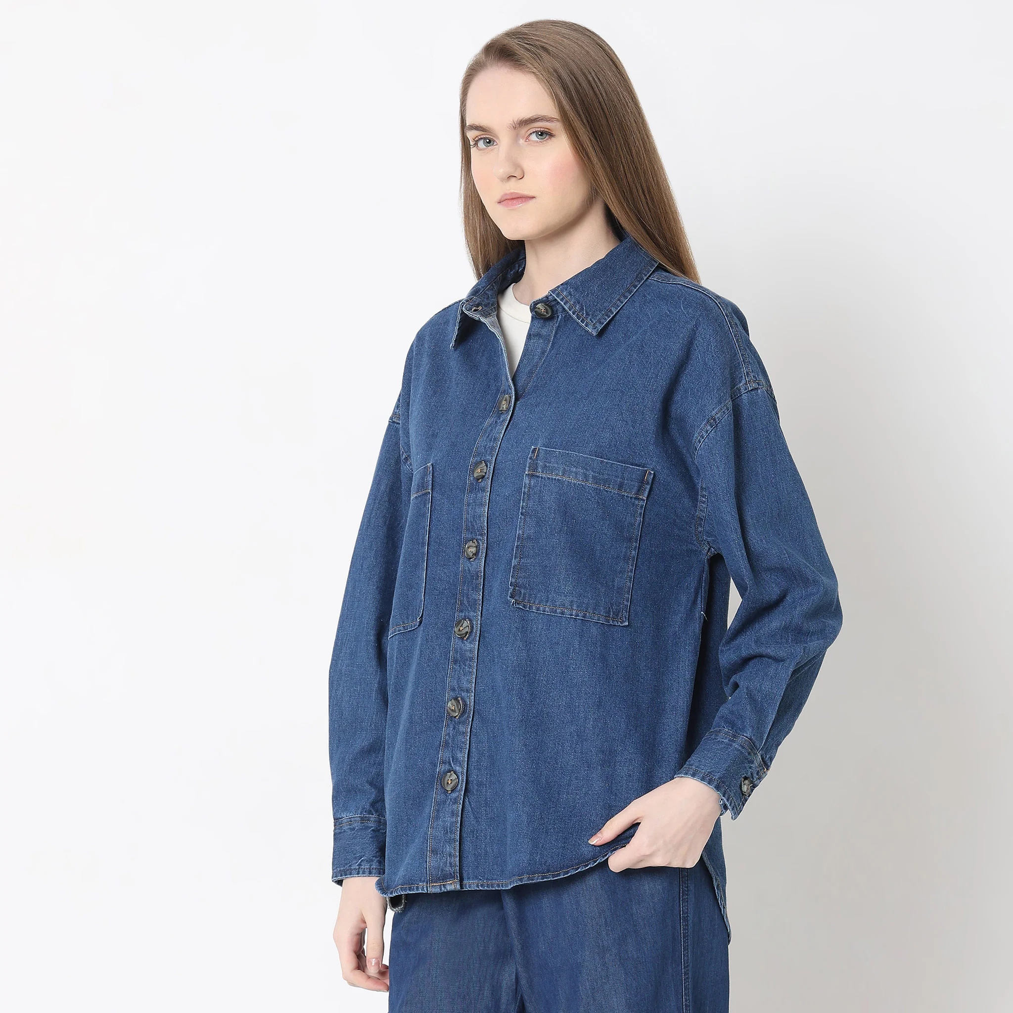 Regular Fit Solid Shirt - Image 5