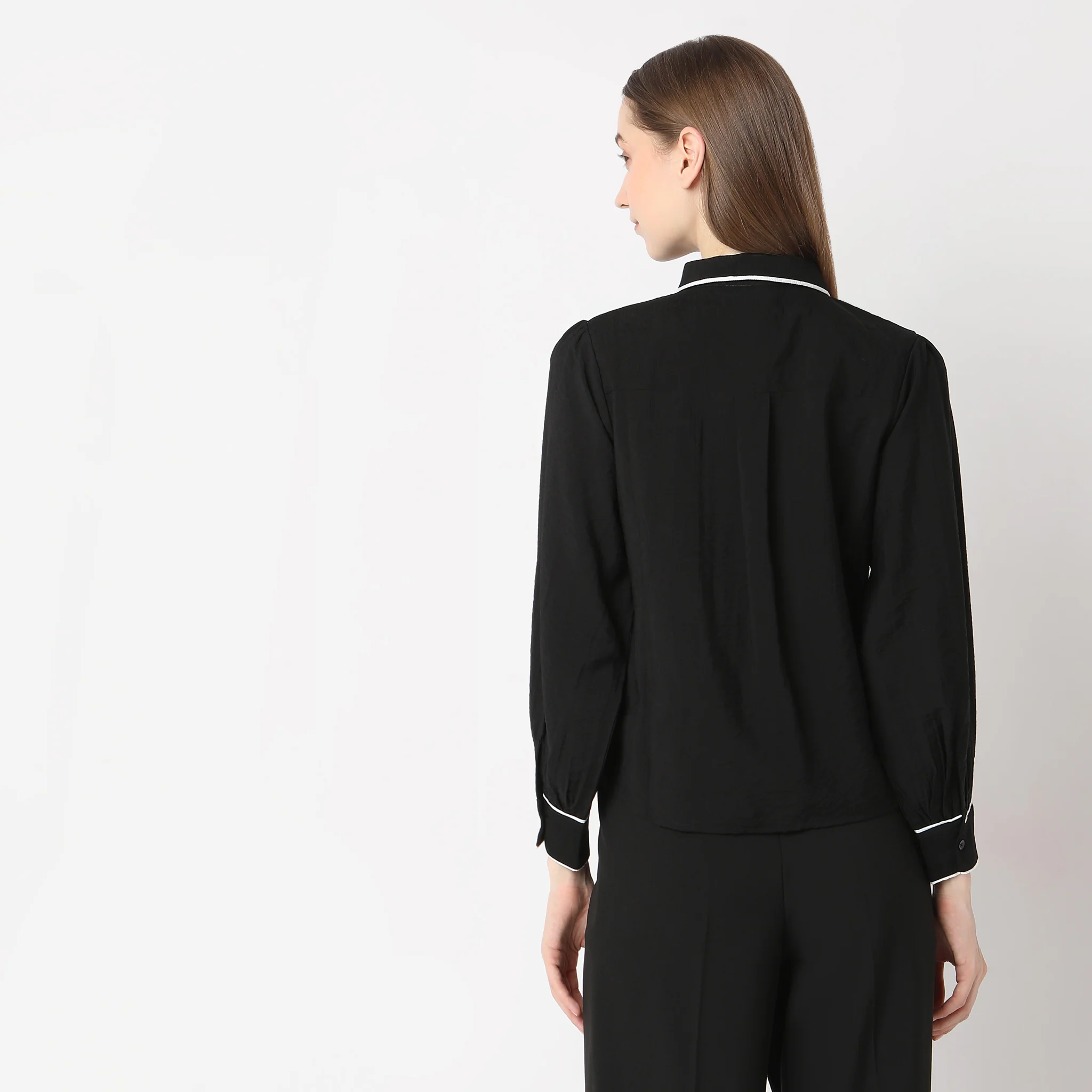 Hip Length Button-Down Shirt With Contrast Piping - Image 3