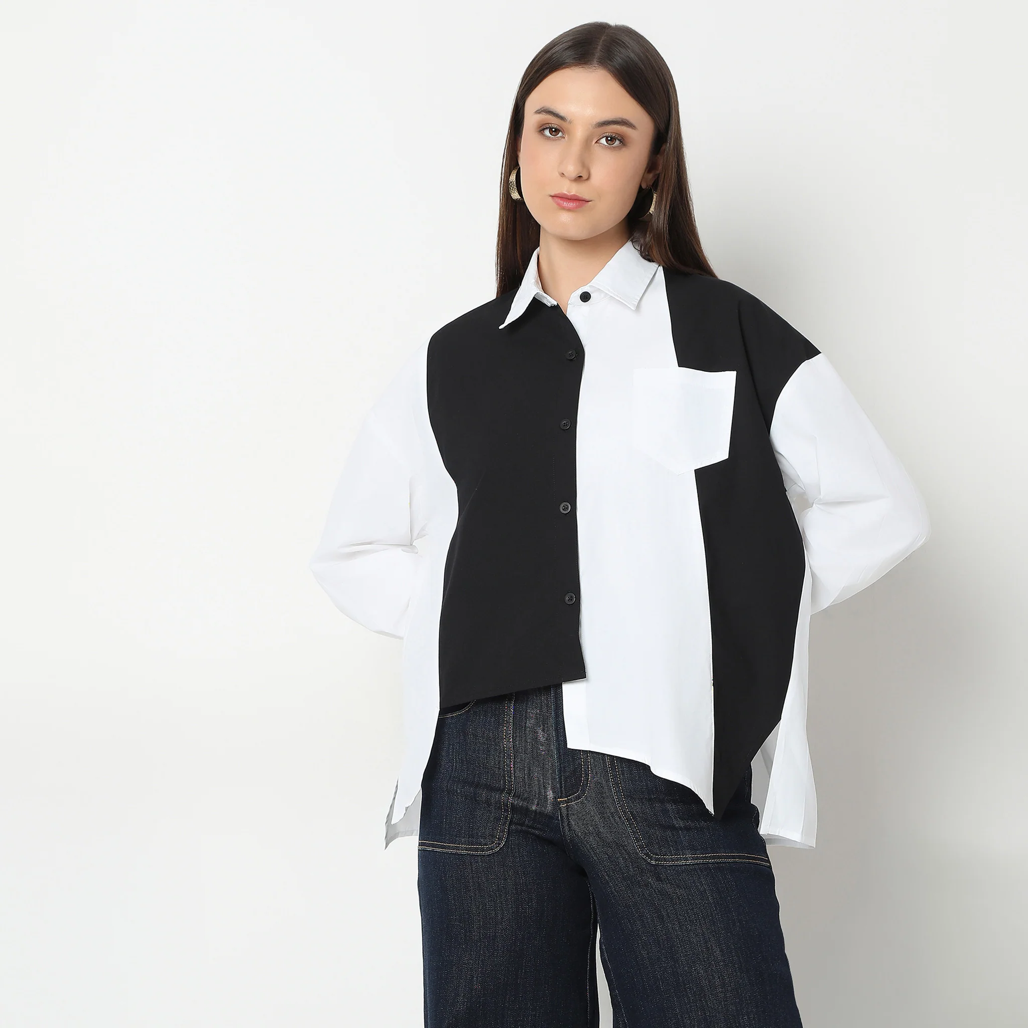 Regular Fit Solid Shirt - Image 2
