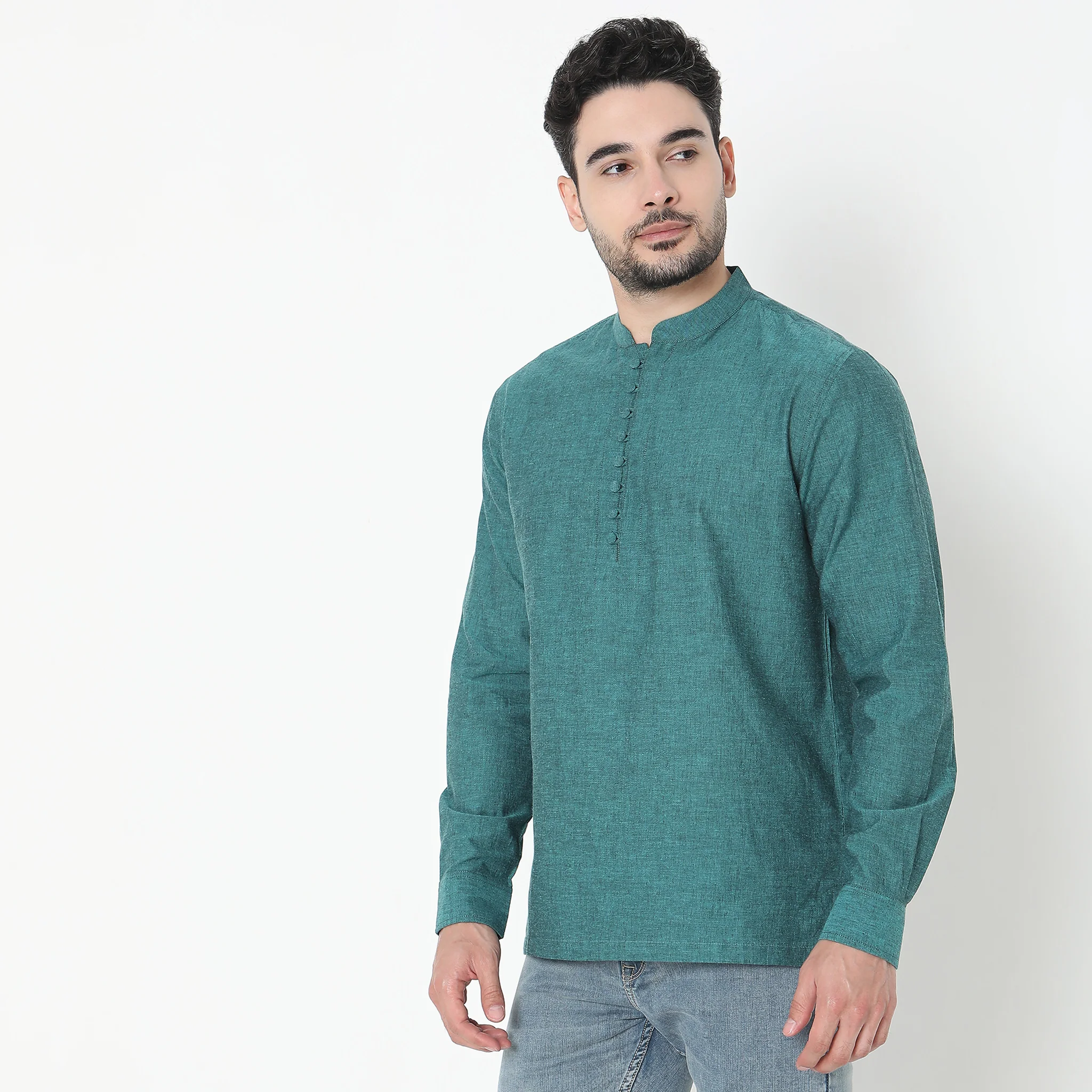 Regular Fit Solid Short Kurta - Image 10