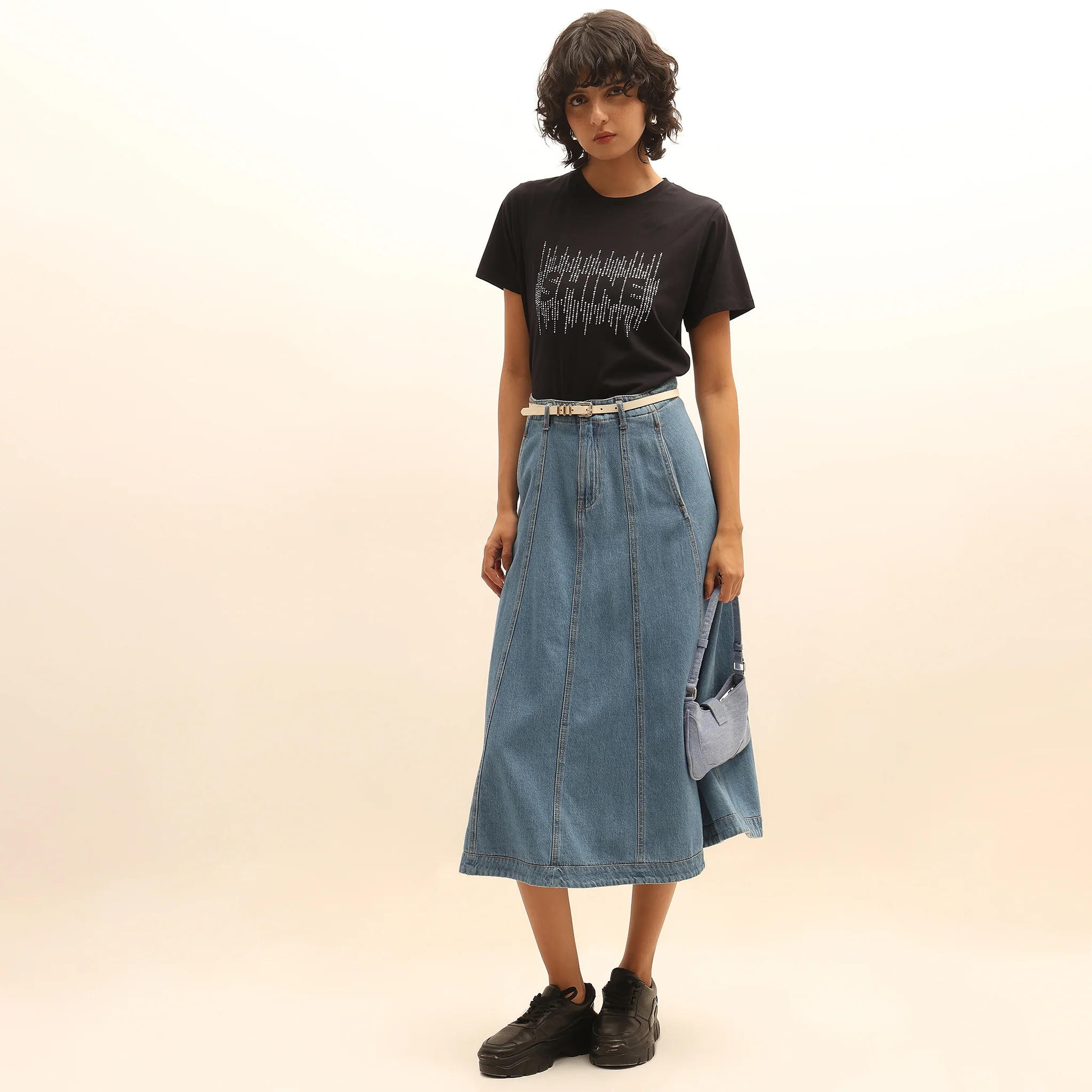 Regular Fit Solid T-Shirt - Image 2