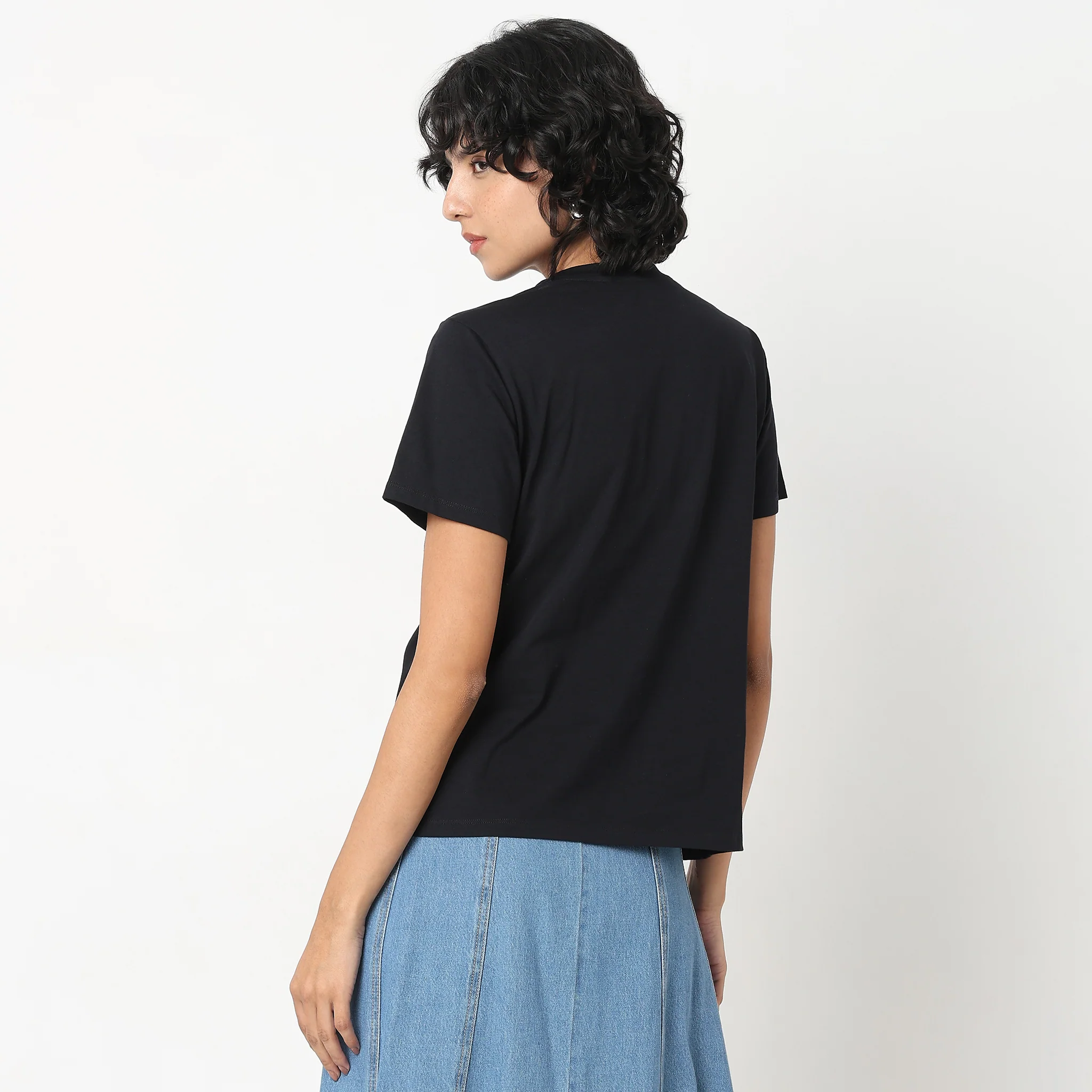 Regular Fit Solid T-Shirt - Image 3