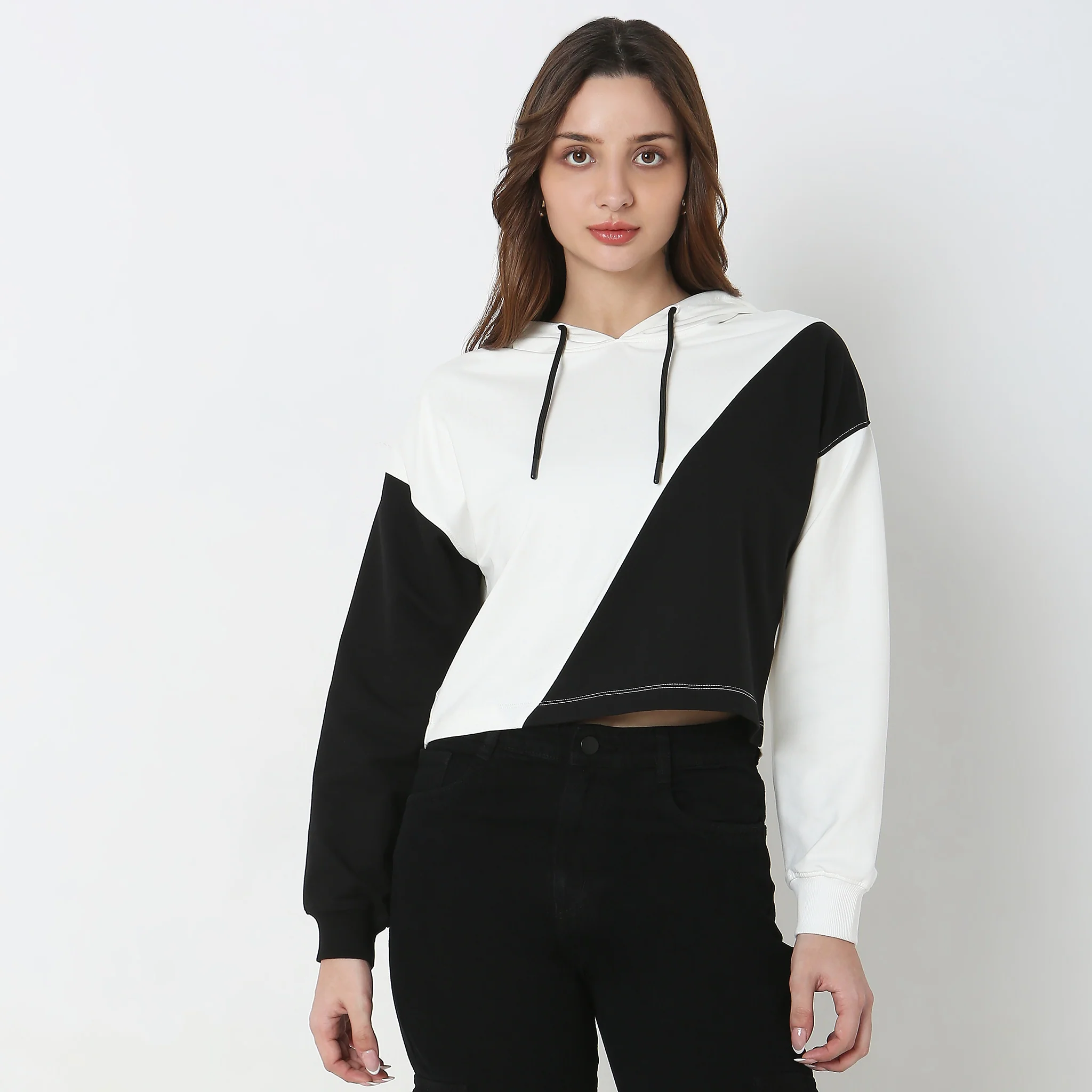 Regular Fit Solid T-Shirt - Image 2