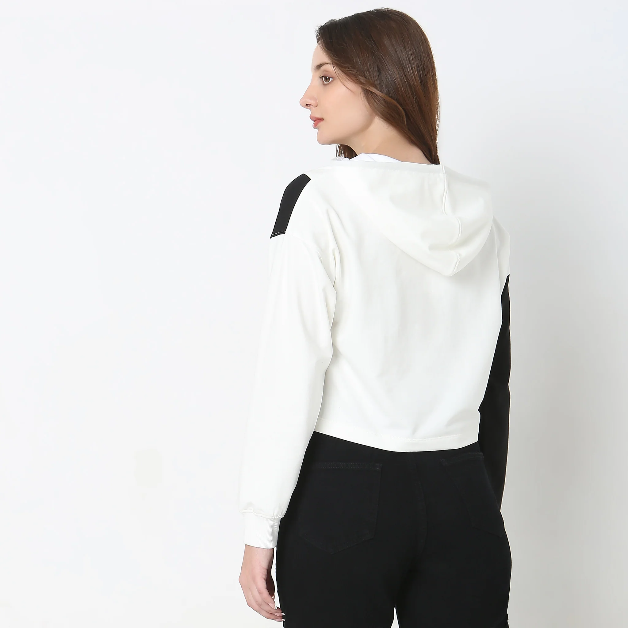 Regular Fit Solid T-Shirt - Image 3
