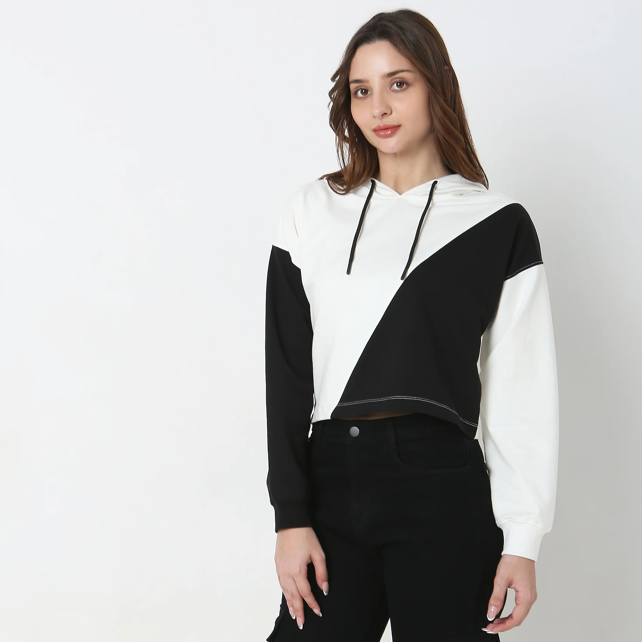Regular Fit Solid T-Shirt - Image 4