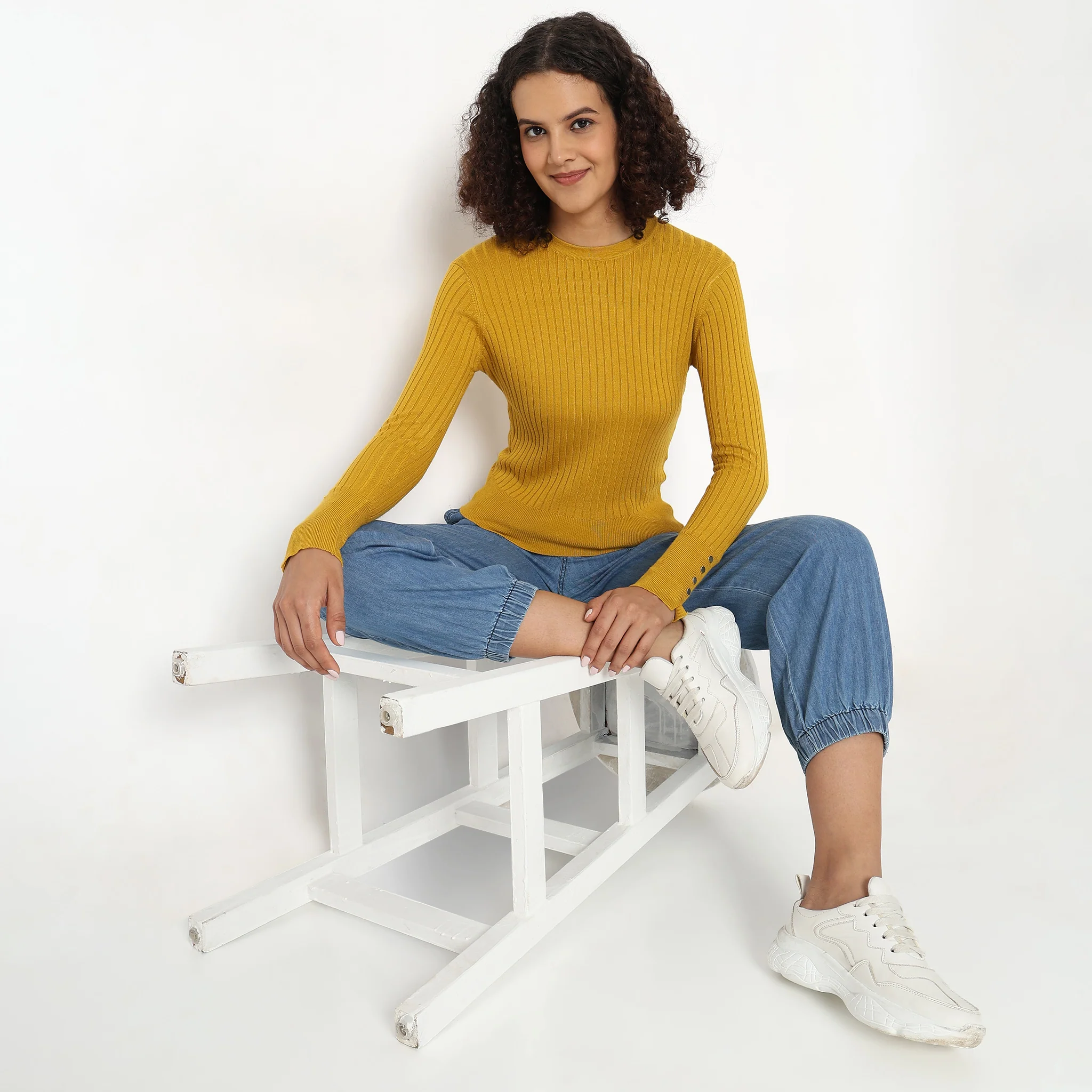 Knitted Solid T-Shirt - Image 11