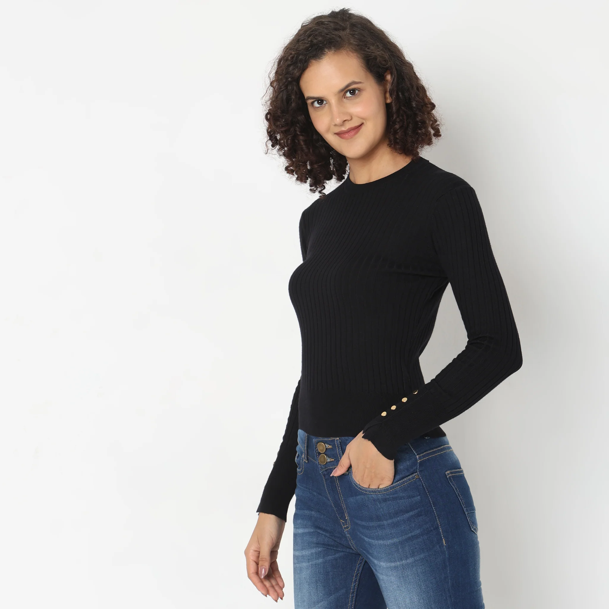 Knitted Solid T-Shirt - Image 9