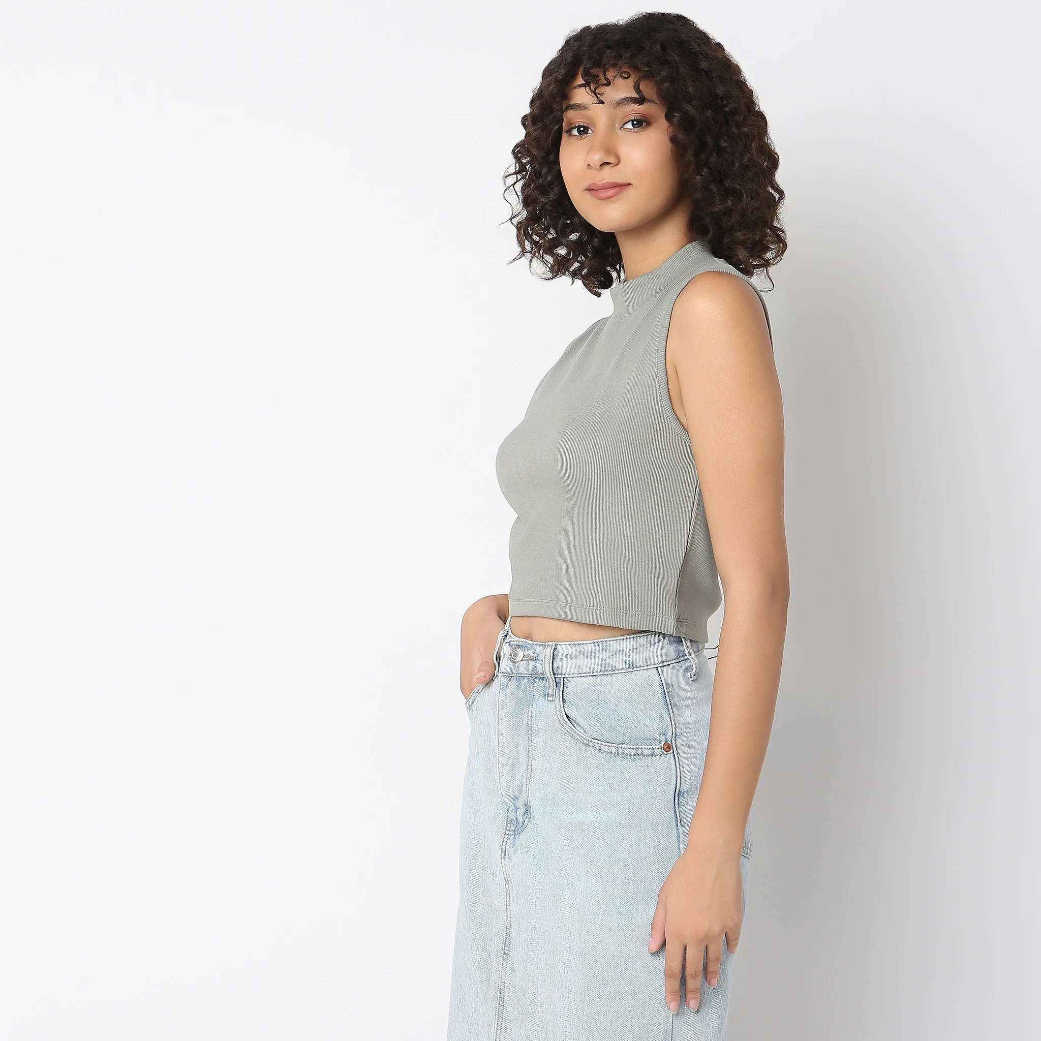 Betty Mock Neck Tank Top - Image 10
