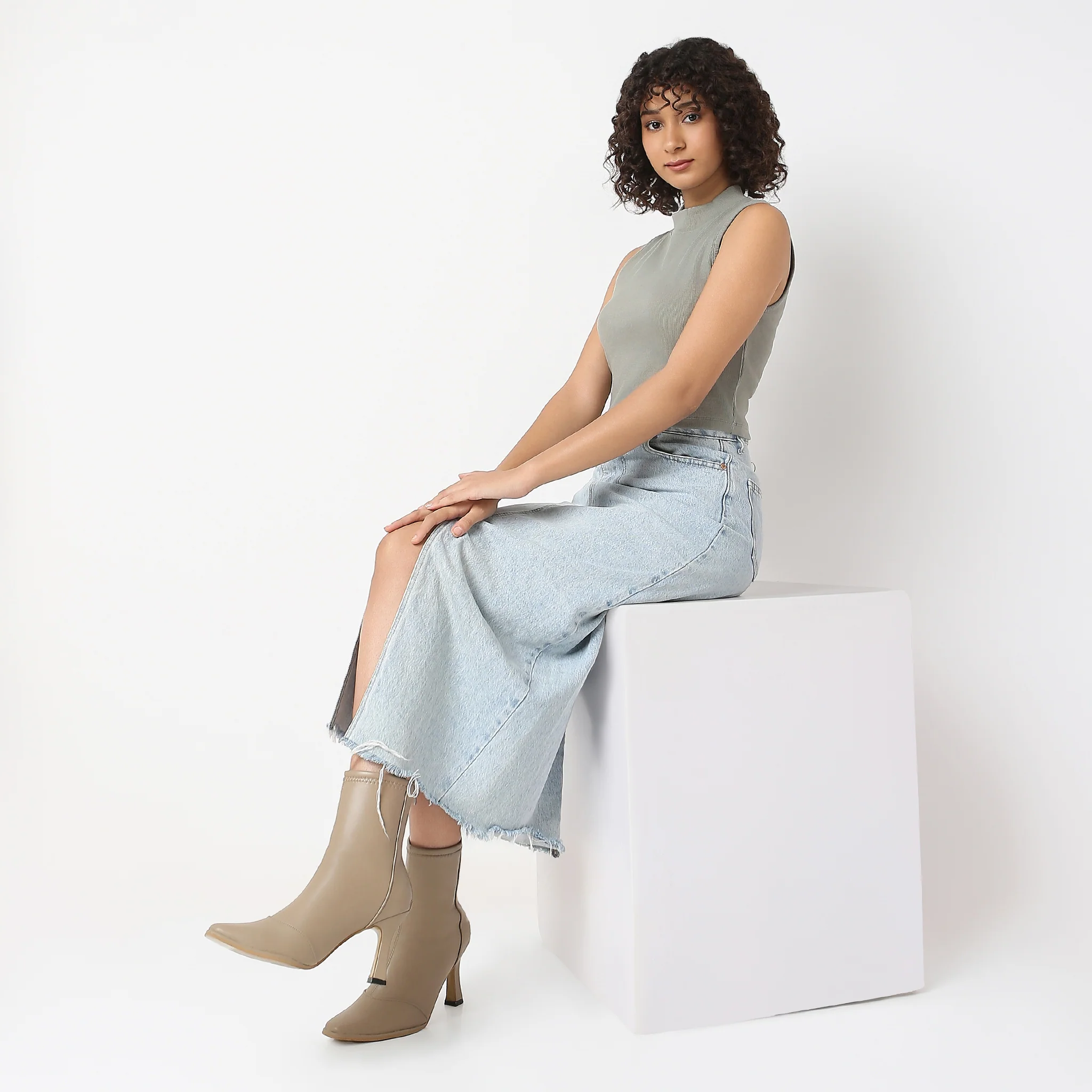 Betty Mock Neck Tank Top - Image 6