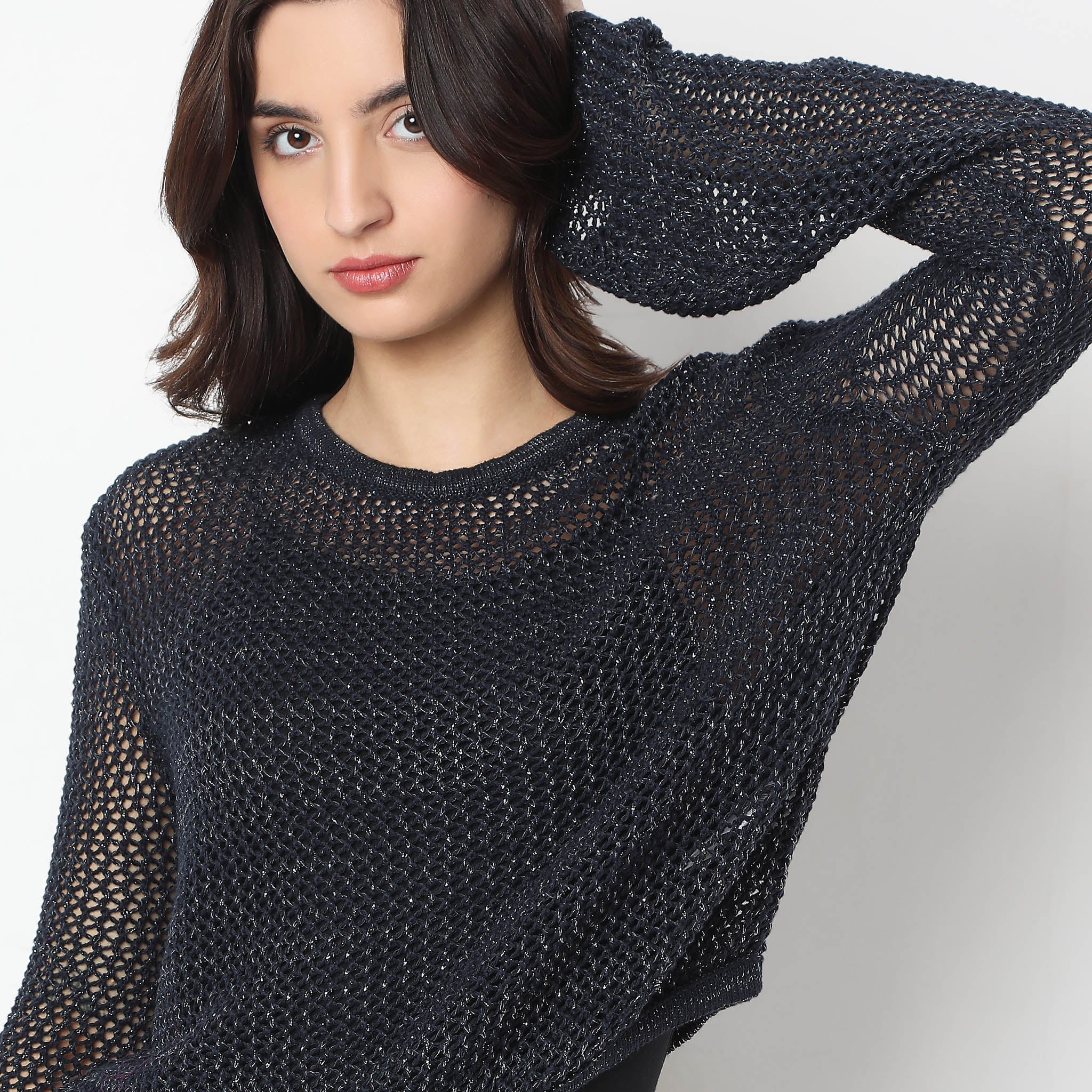 Full Sleeve Round Neck Regular Fit Solid Flat Knit T-Shirt - Image 4