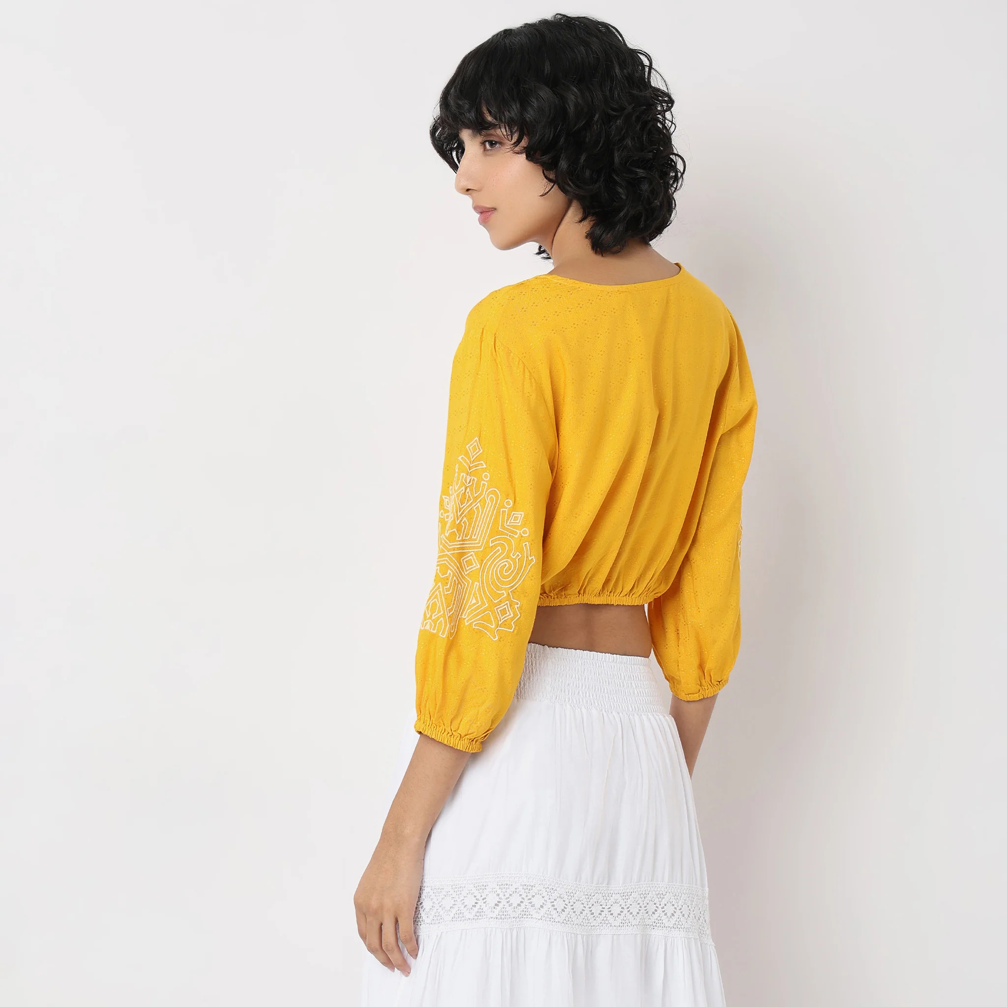 Regular Fit Solid Top - Image 3