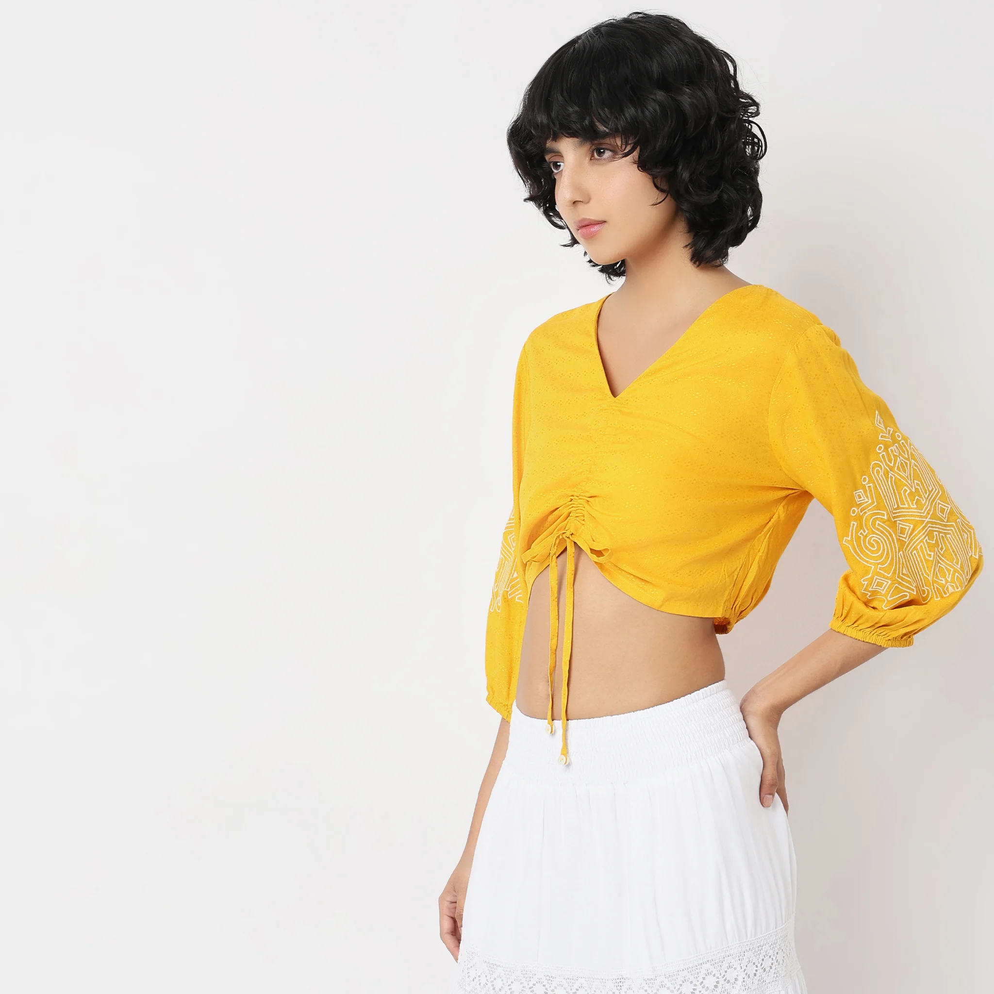 Regular Fit Solid Top - Image 5