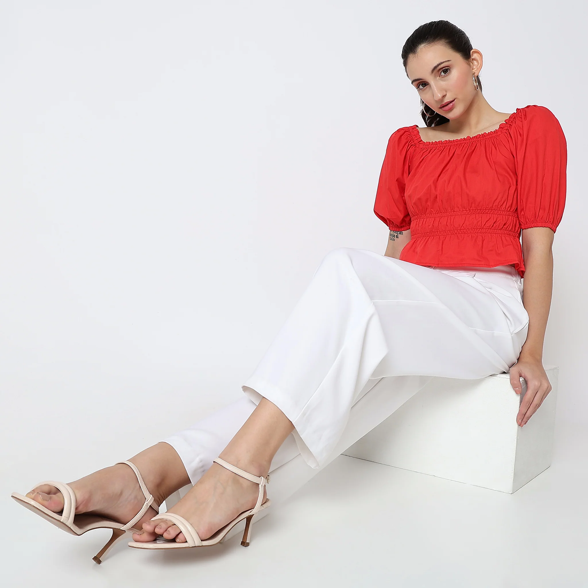 Regular Fit Solid Top - Image 5