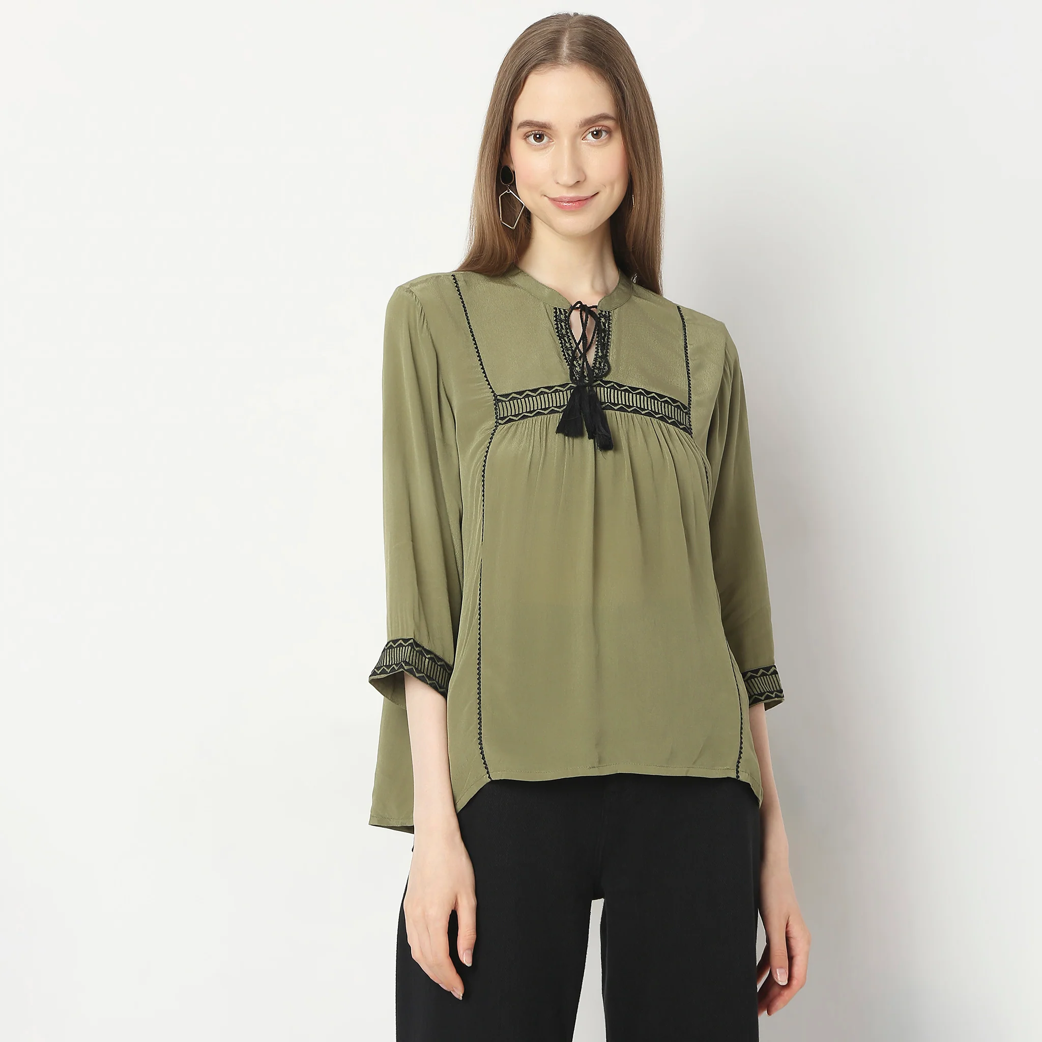 Regular Fit Solid Top - Image 2