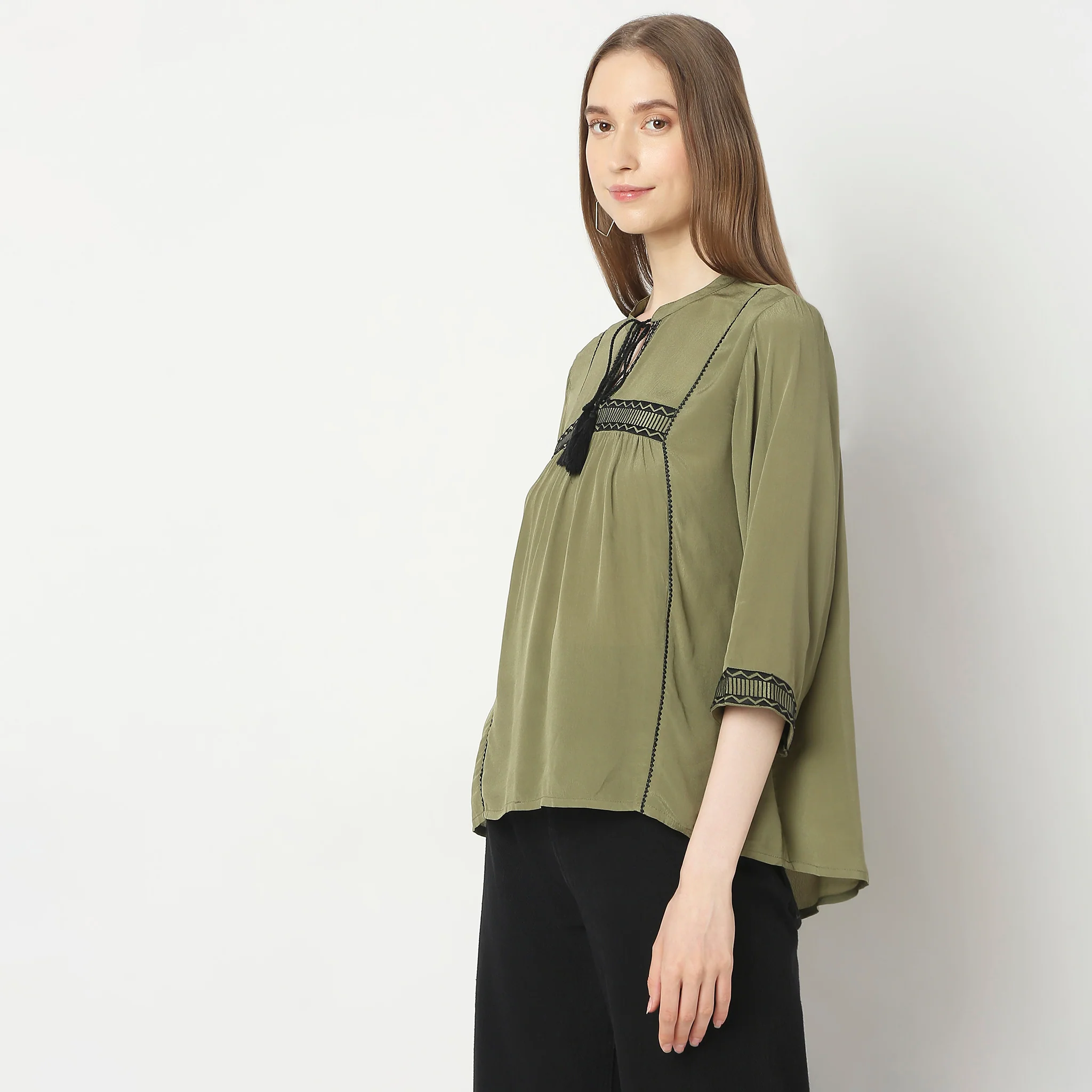 Regular Fit Solid Top - Image 5