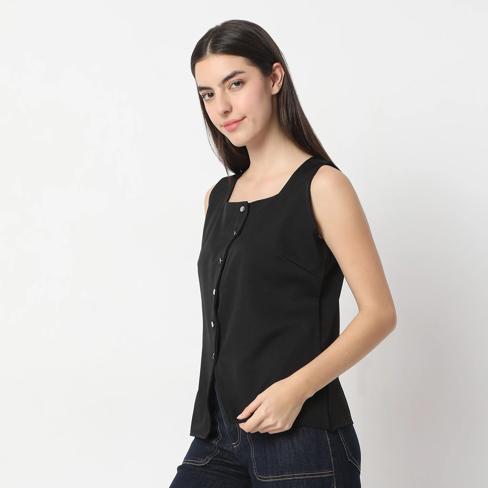 Solid Square Neck Sleeveless Top - Image 5