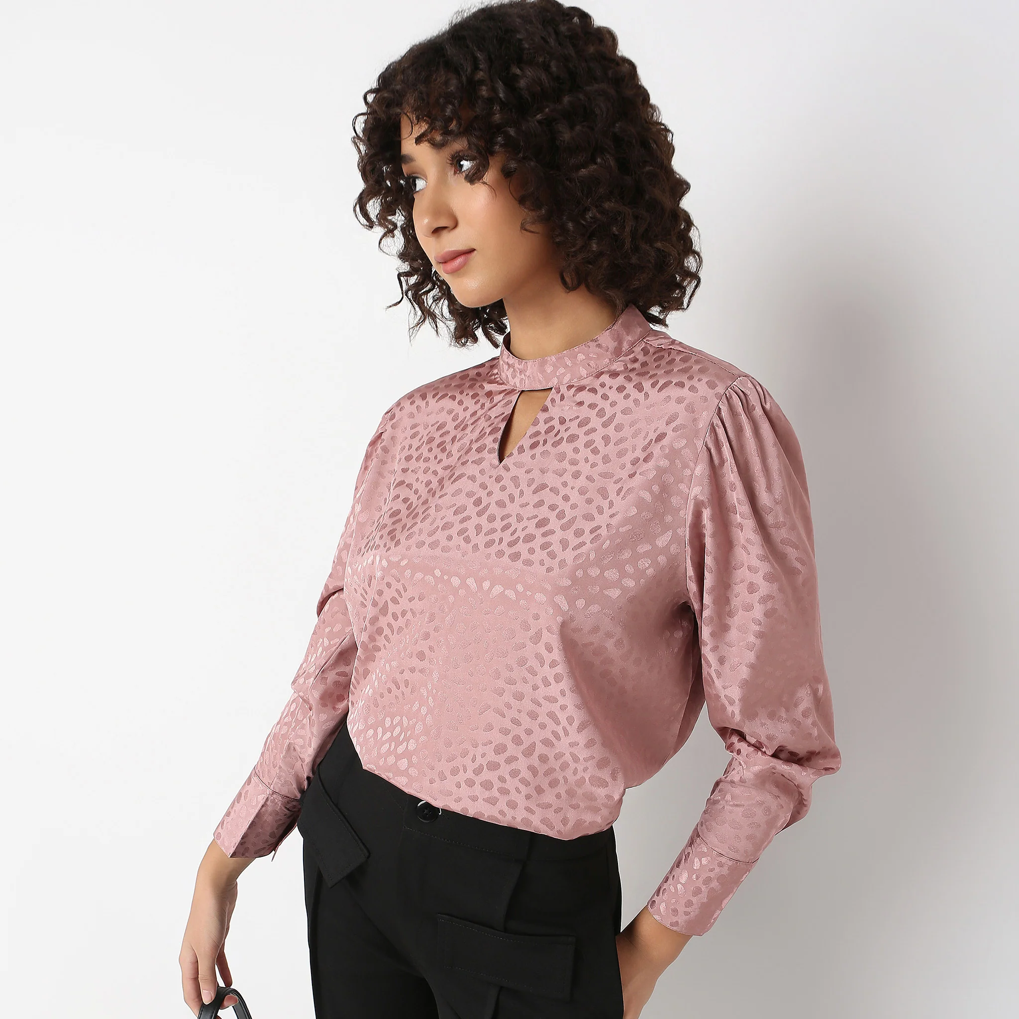 Regular Fit Solid Top - Image 5