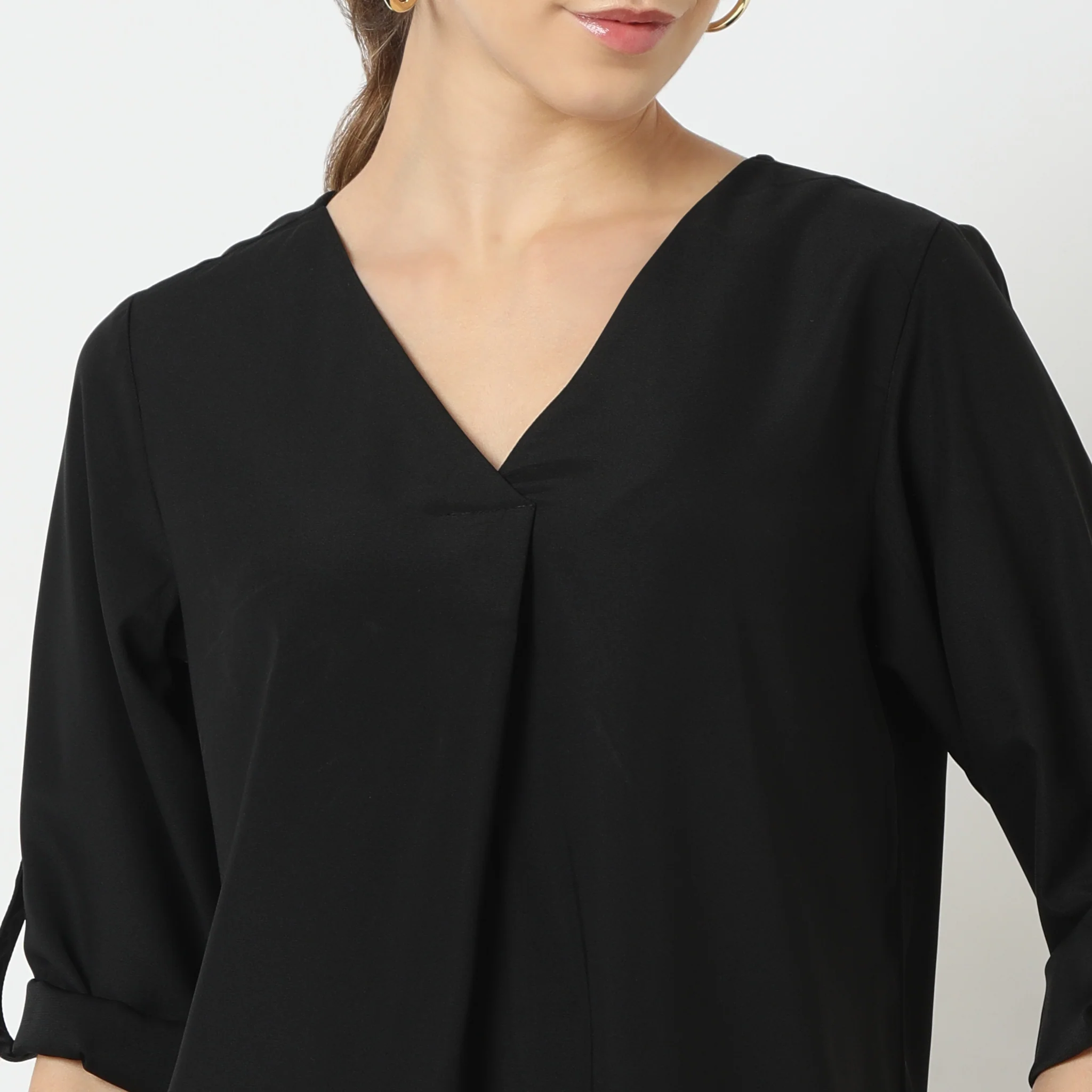 Solid Three-Fourth Sleeve V-Neck Top - Image 5