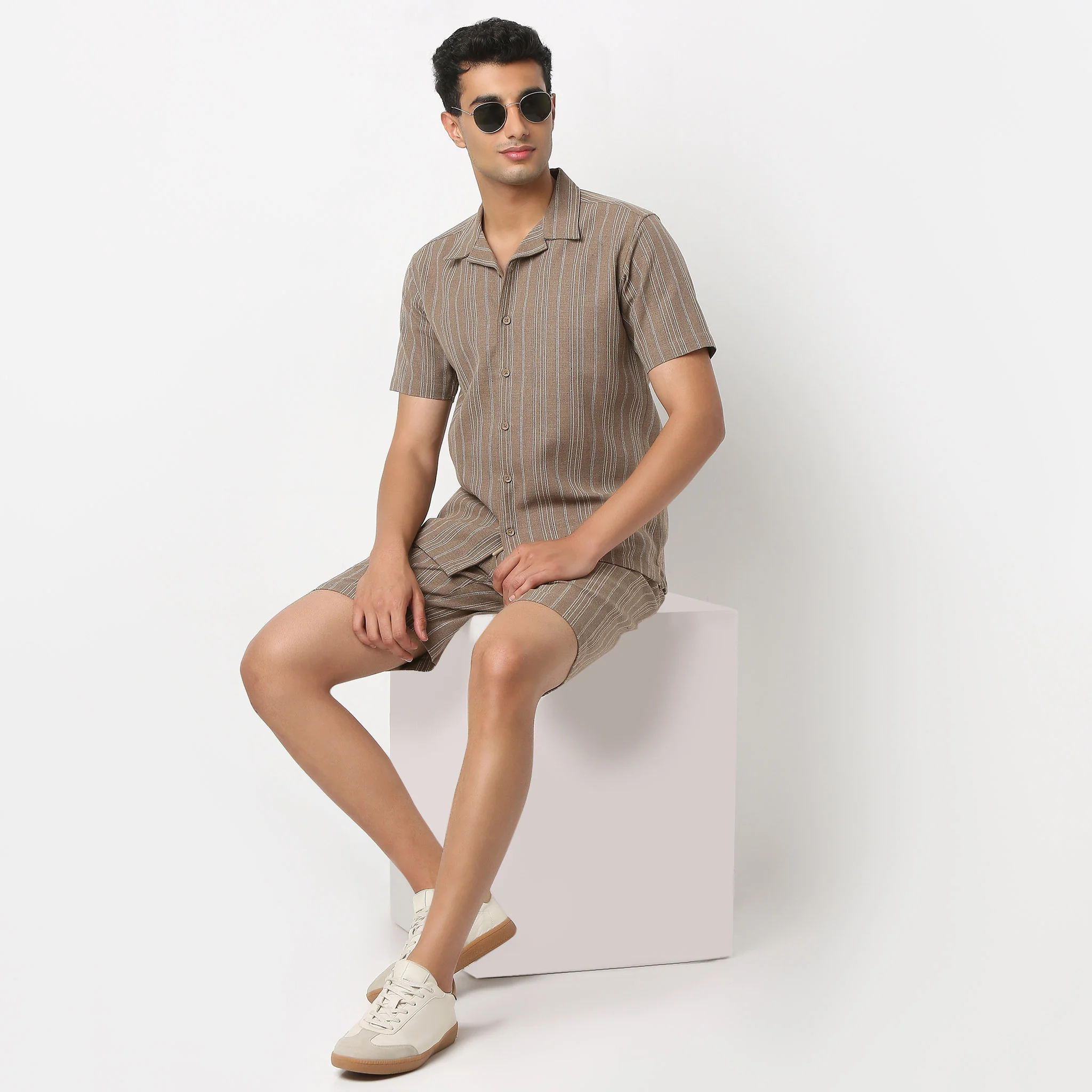 Mood Shirt Camp Collar With Textured Stripes