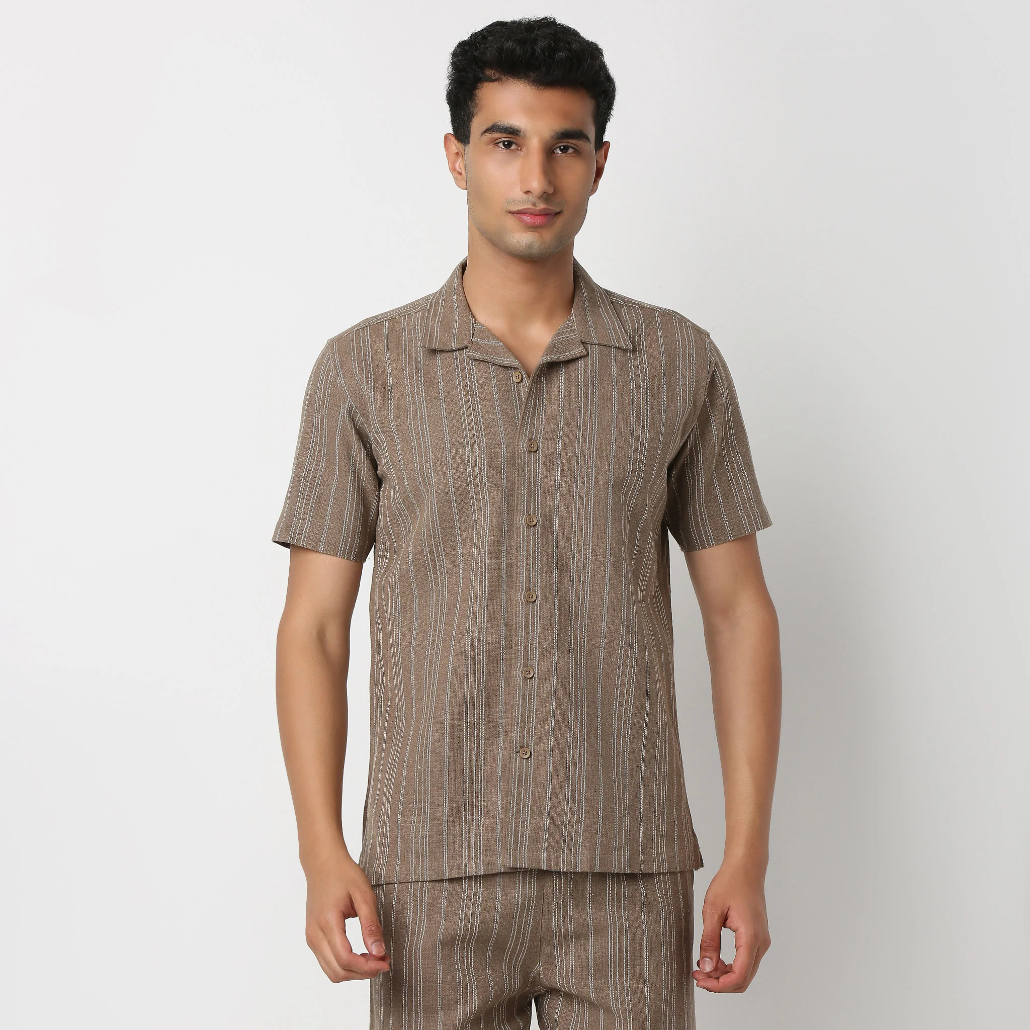 Mood Shirt Camp Collar With Textured Stripes - Image 2