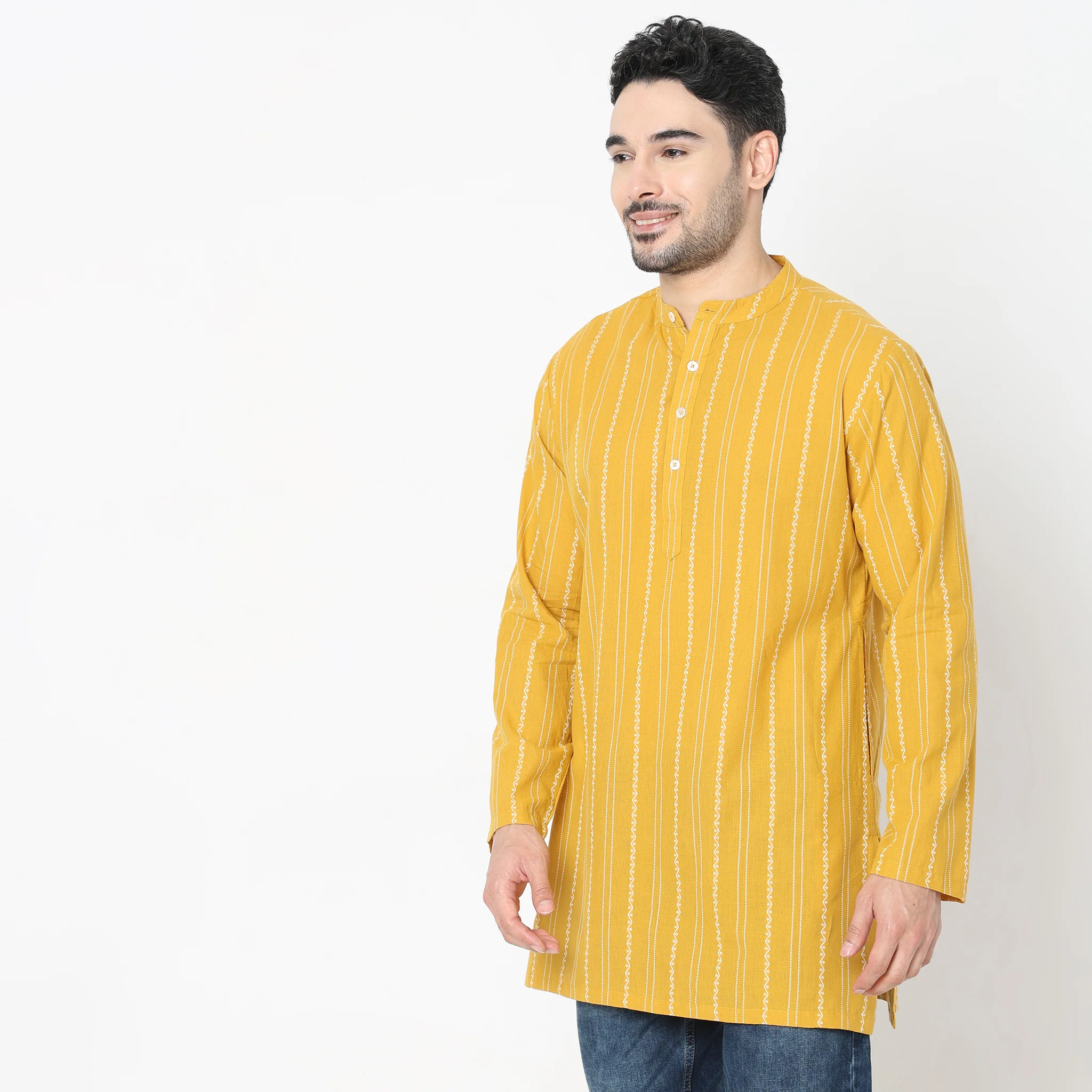 Regular Fit Striped Kurta - Image 5