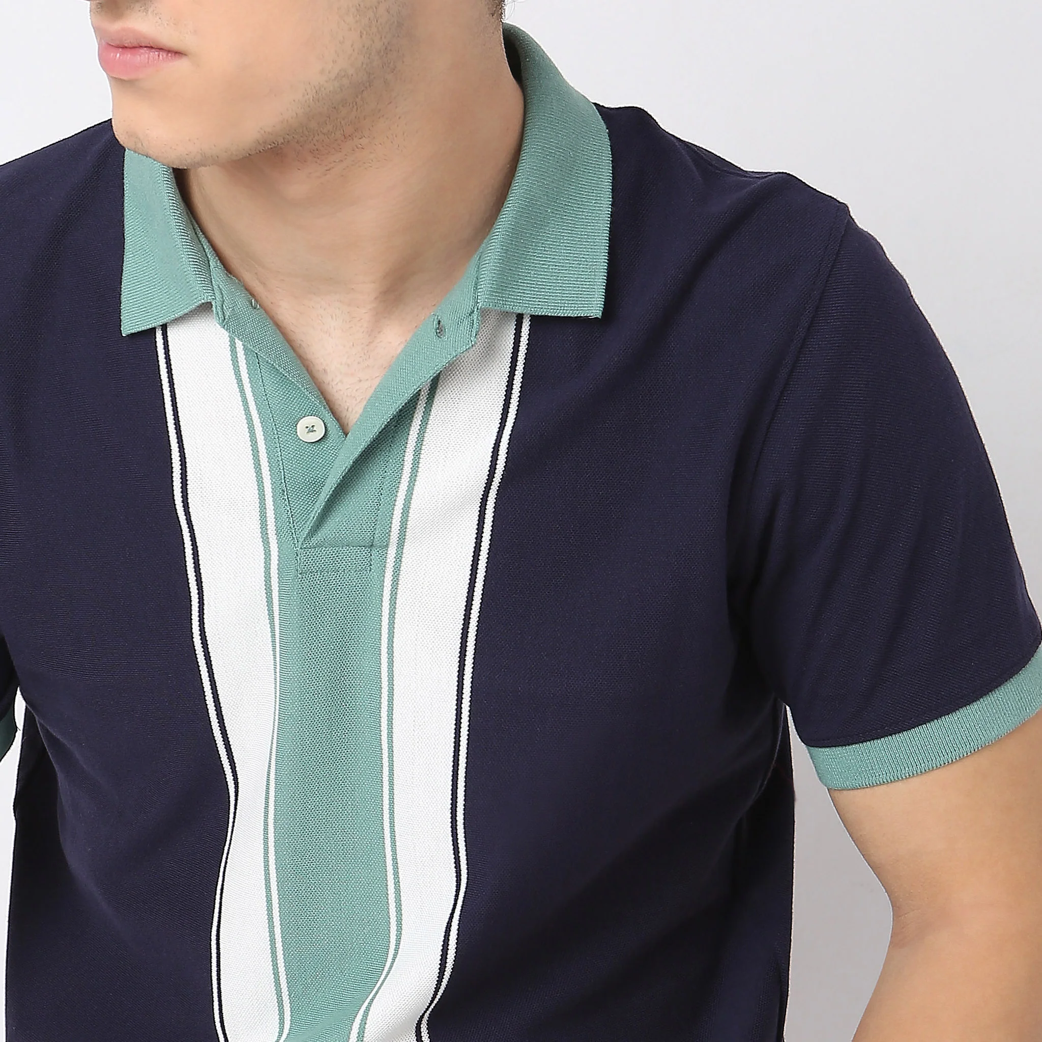 Weekend Polo™ - Exclusive Vertical Stripes Pattern Regular Fit Polo T-Shirt - Image 5