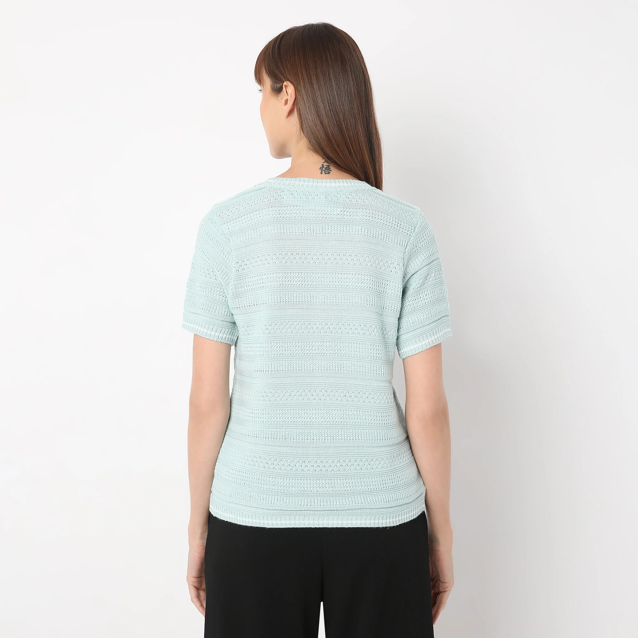 Crew Neck Short Sleeve Kniited Structured Stripped T-Shirt - Image 4