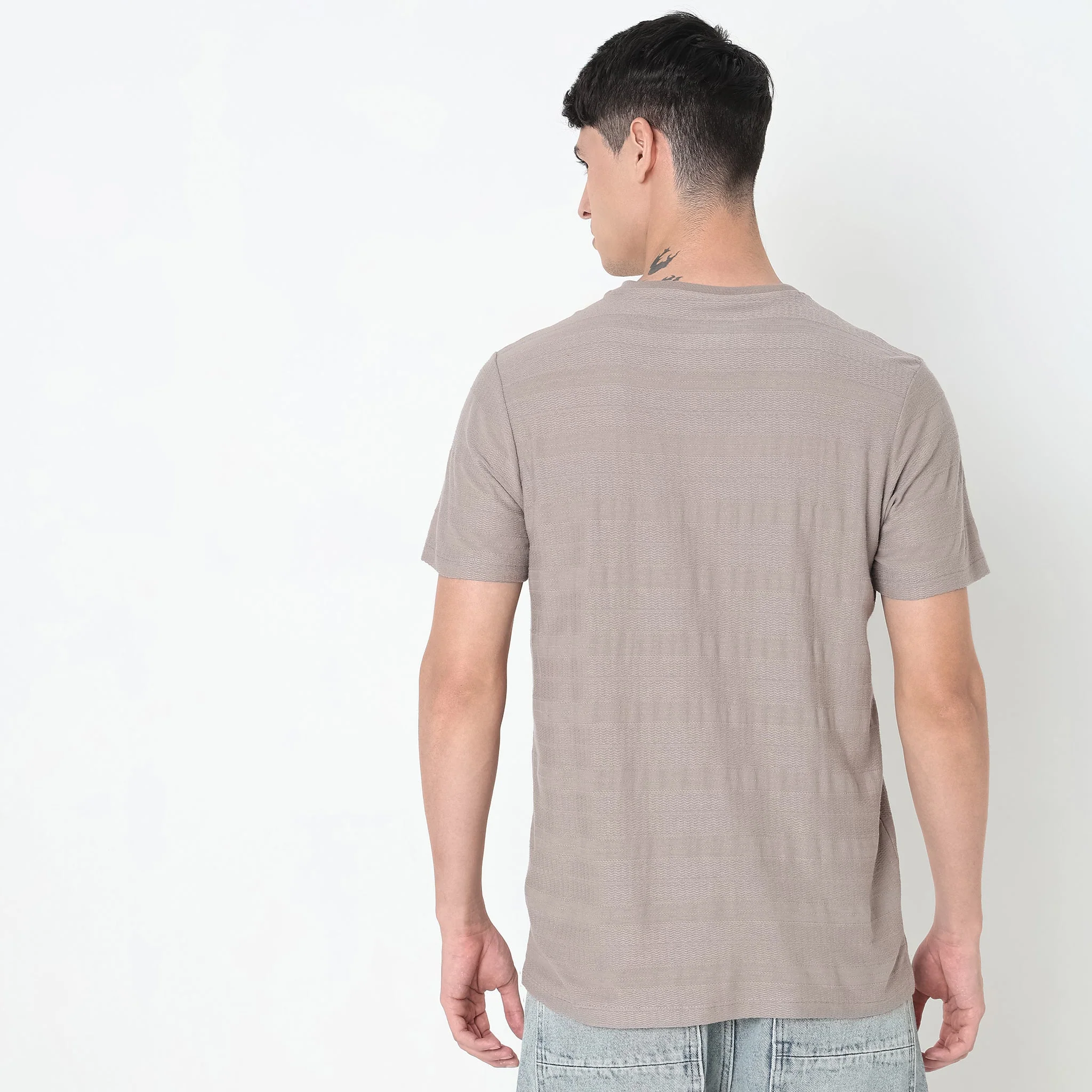 Modern Explorer - Cotton Rich Comfort Blend Structured Tee - Regular Fit - Image 3