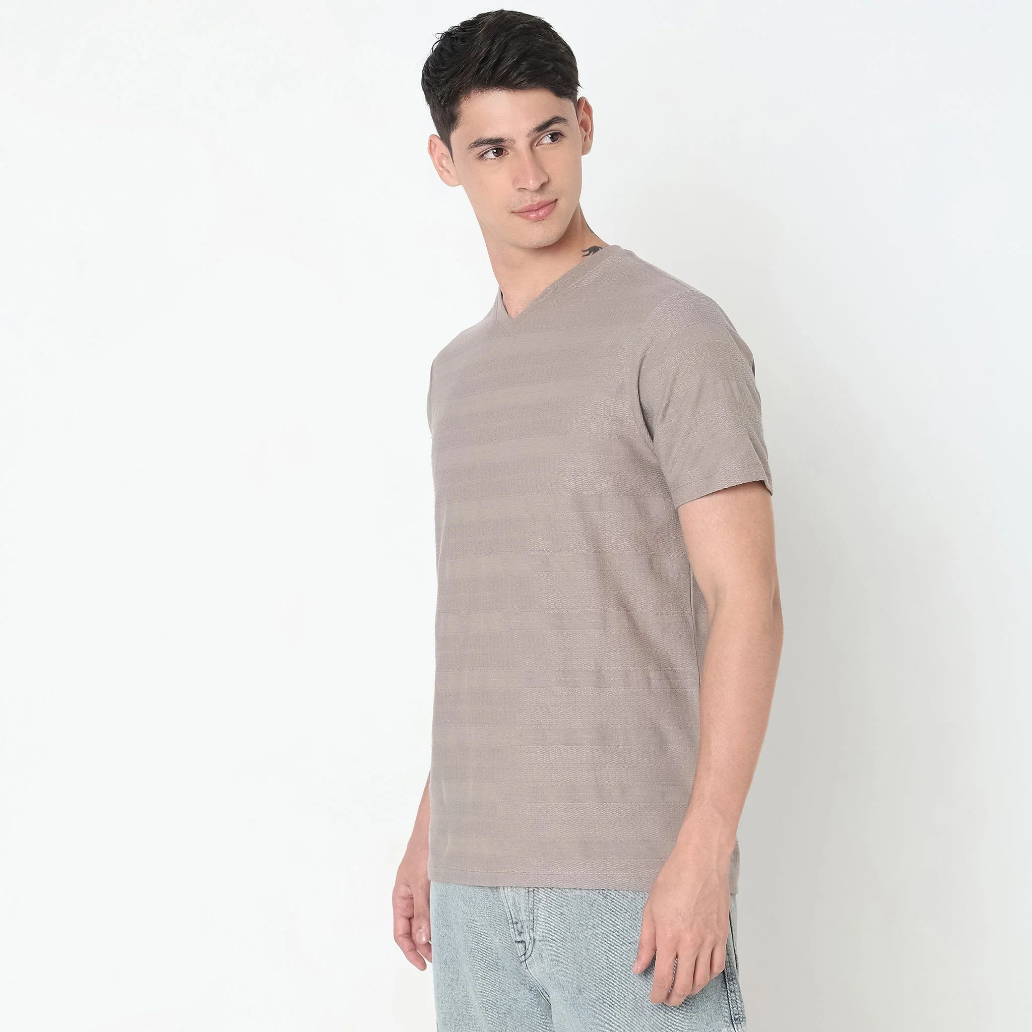 Modern Explorer - Cotton Rich Comfort Blend Structured Tee - Regular Fit - Image 4