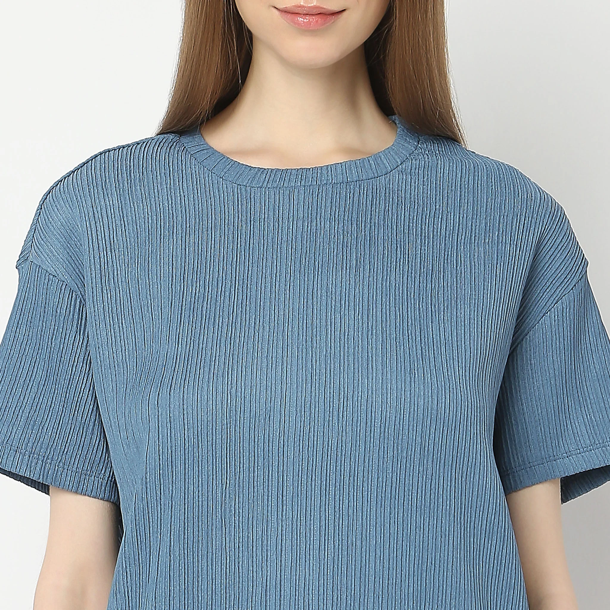 Round Neck Short Sleeves Strip Structured Shirt - Image 5