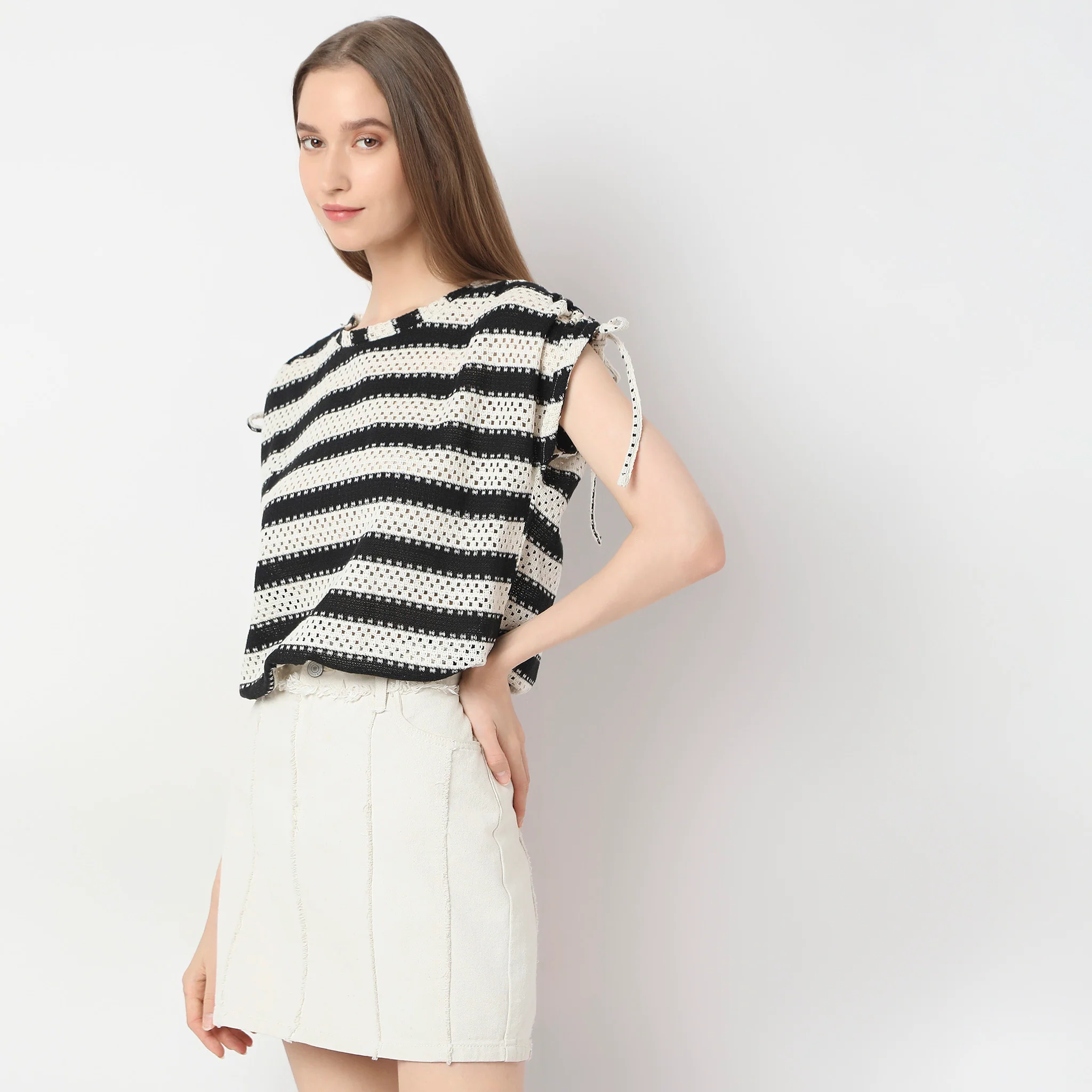 Regular Fit Structured Top - Image 5