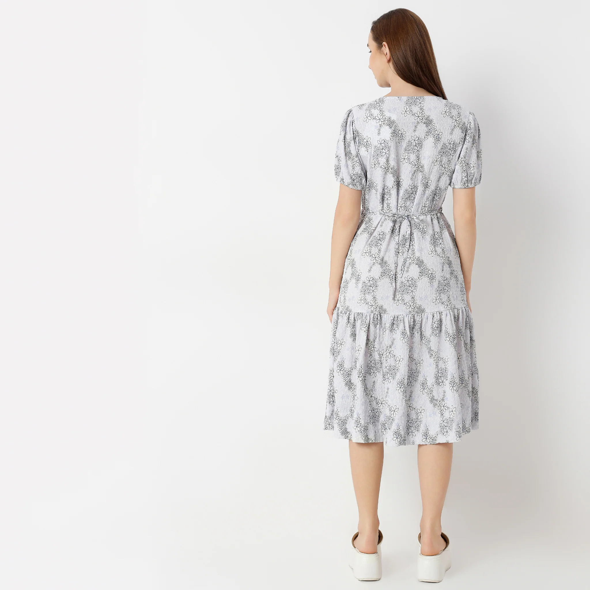V-Neck Below Knee Short Sleeve Marigold Printed Dress - Image 3