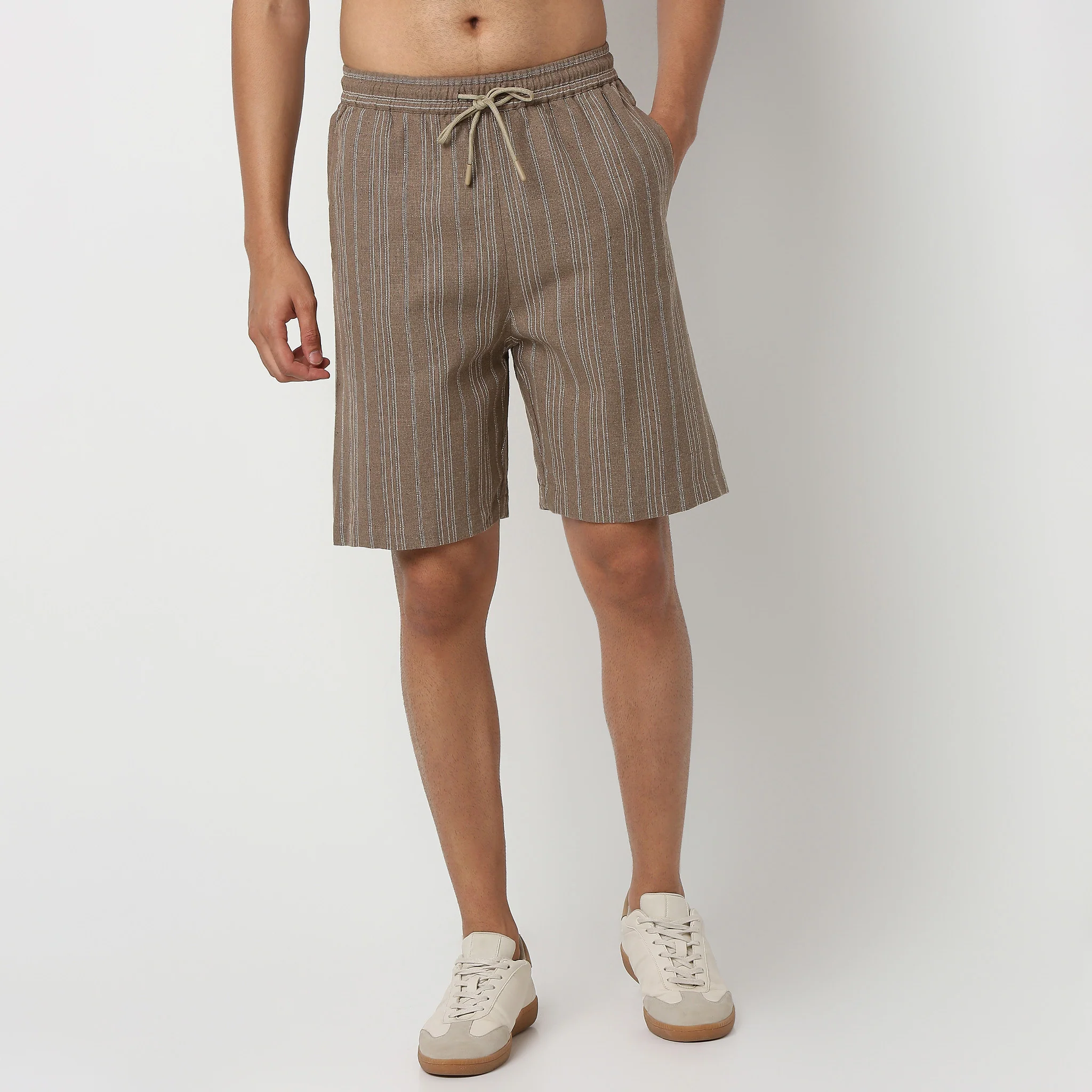 Above Knee Trendy Yarn Dyed Textured Pull-On Mood Shorts - Image 2