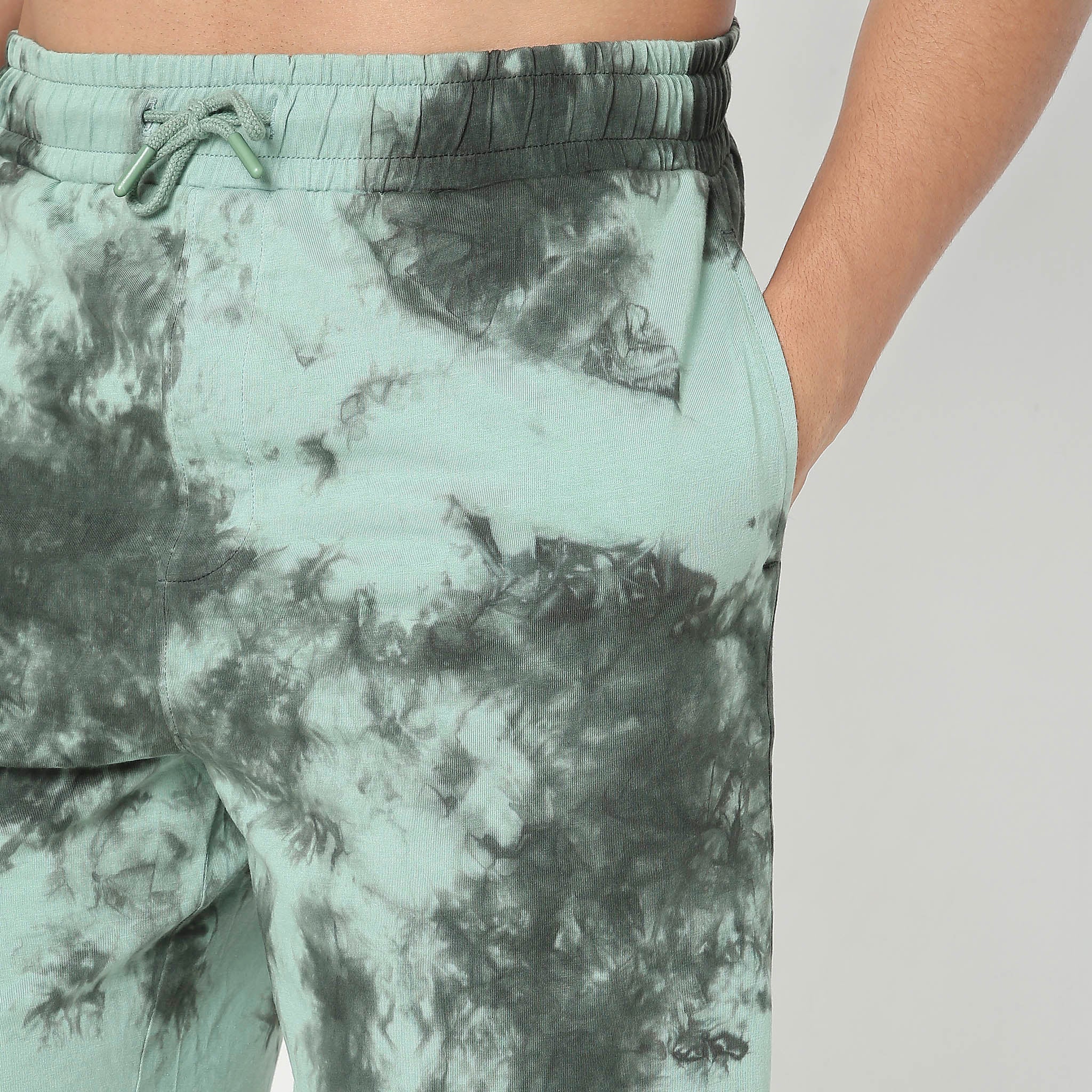 Regular Fit Tie - Dye Mid Rise Shorts - Image 4