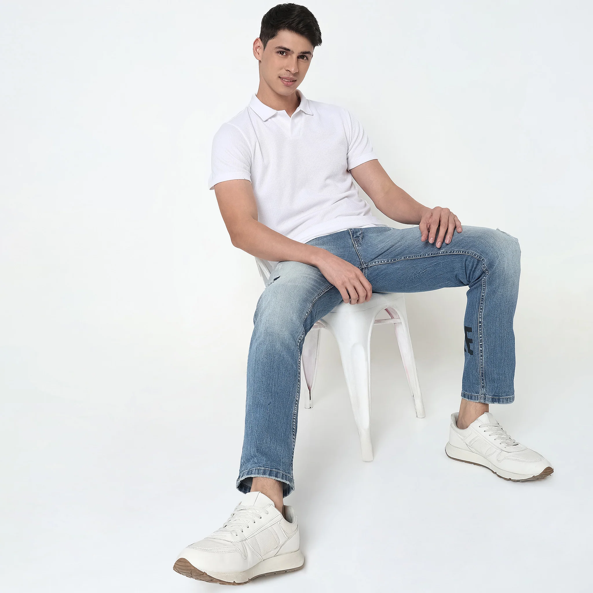 Regular Fit Structured Polo T-Shirt - Image 11