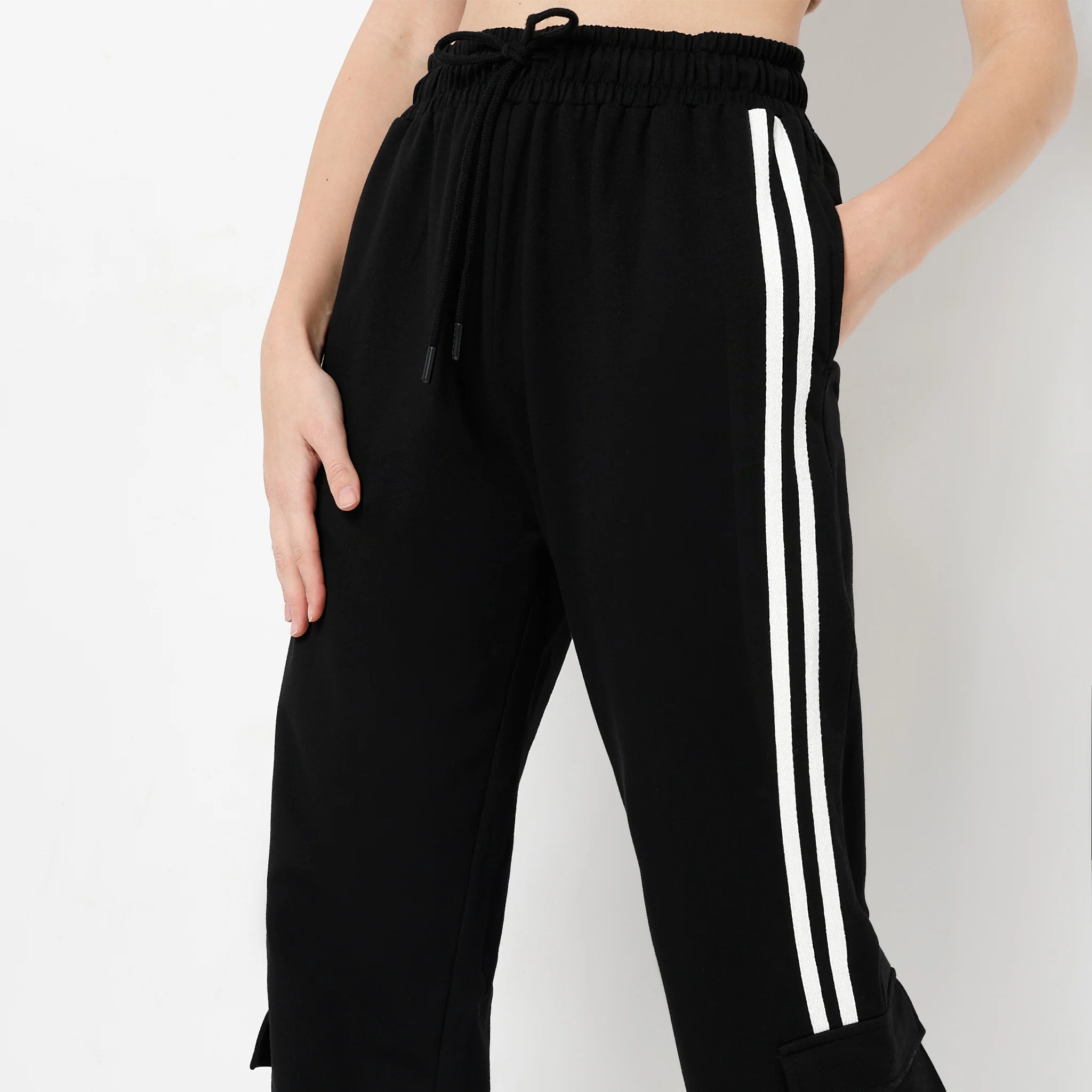 Relaxed Fit Ankle Length High Rise With Patch Pockets And Stripe Detail Joggers - Image 4
