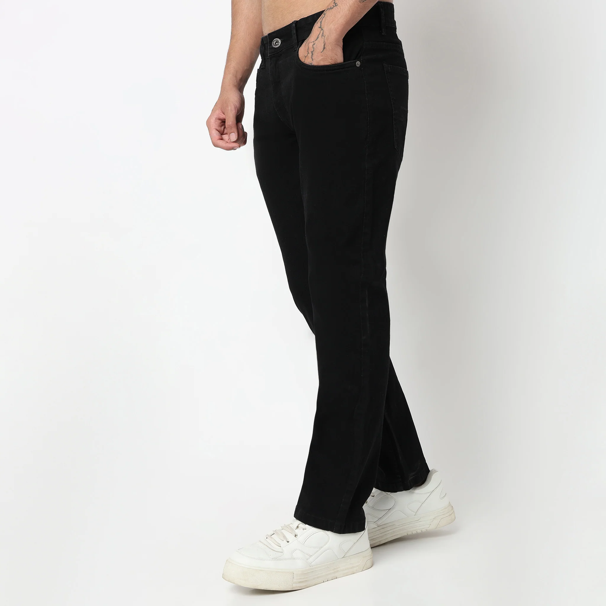 Relaxed Fit Essentials Jeans - Image 5