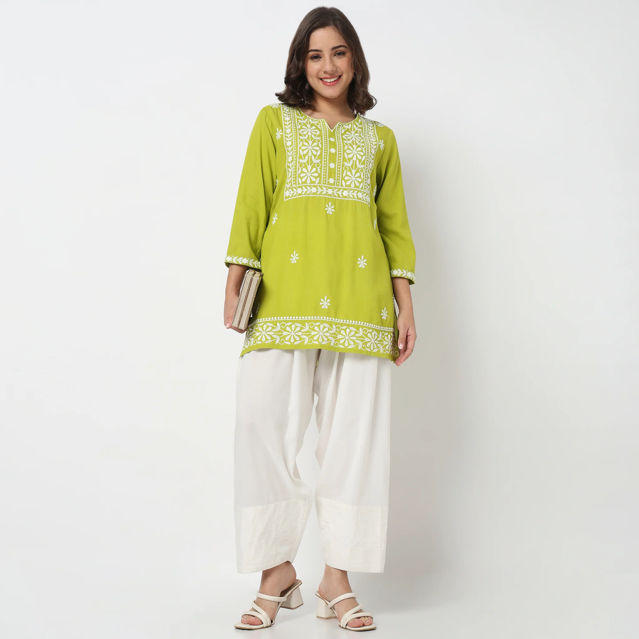 Relaxed Fit Gathered Farsi Pants