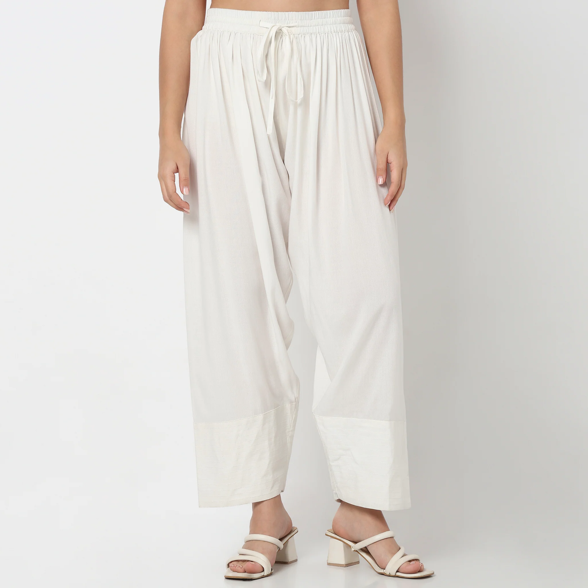 Relaxed Fit Gathered Farsi Pants - Image 2