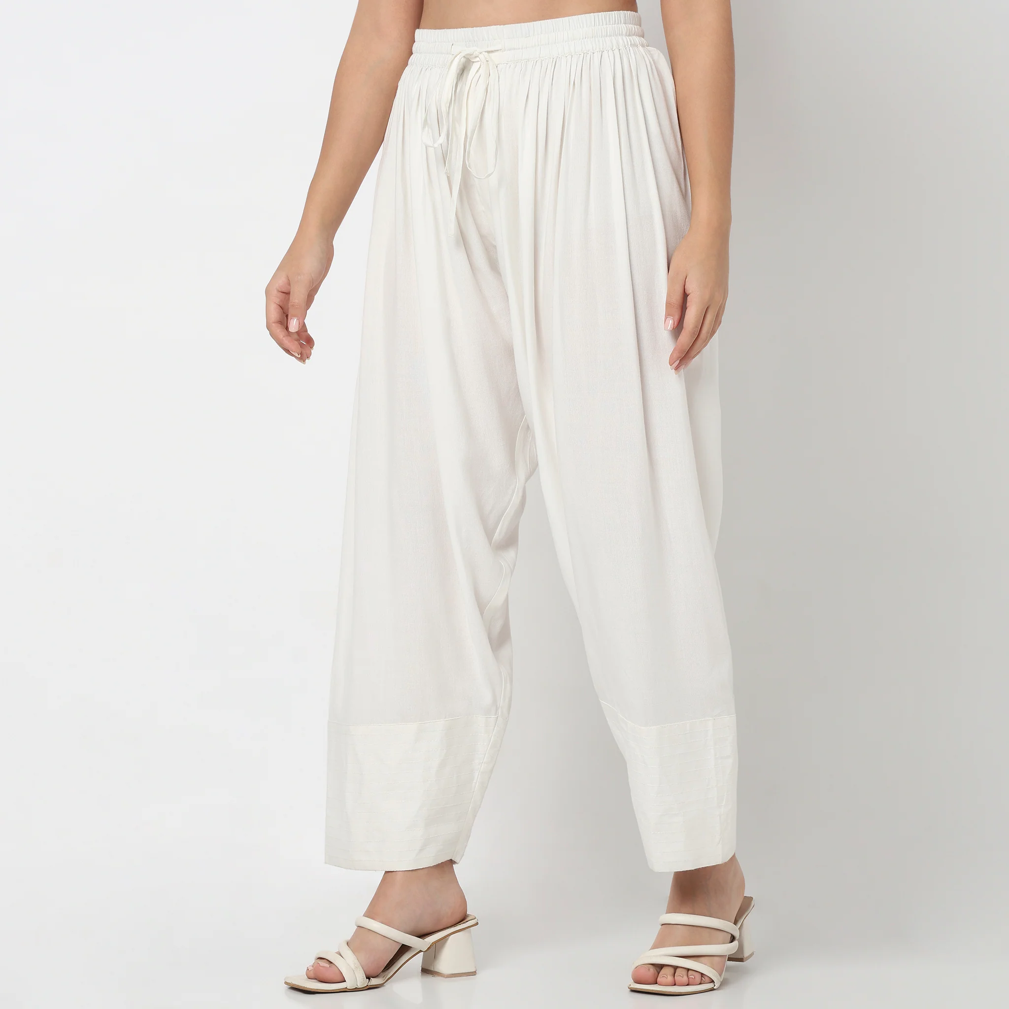 Relaxed Fit Gathered Farsi Pants - Image 5