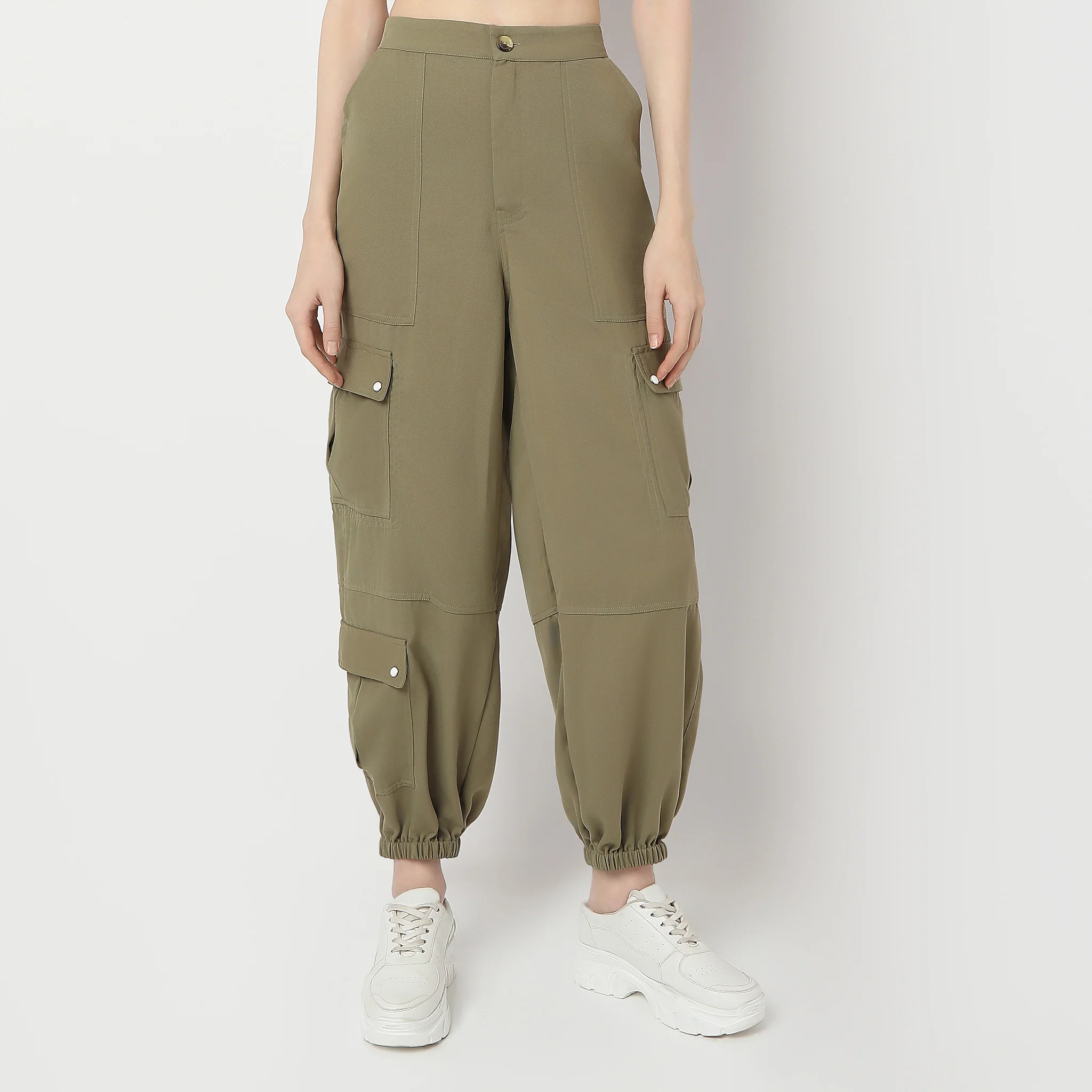 Relaxed Fit Mid Rise Cargos - Image 7