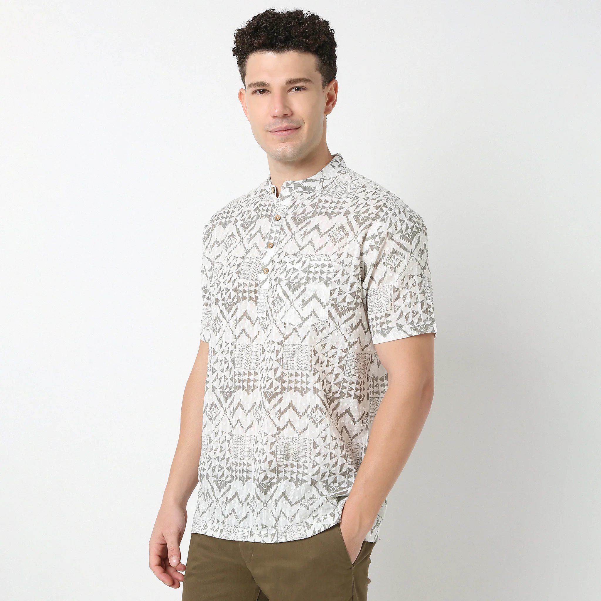 Relaxed Fit Printed Short Kurta - Image 5