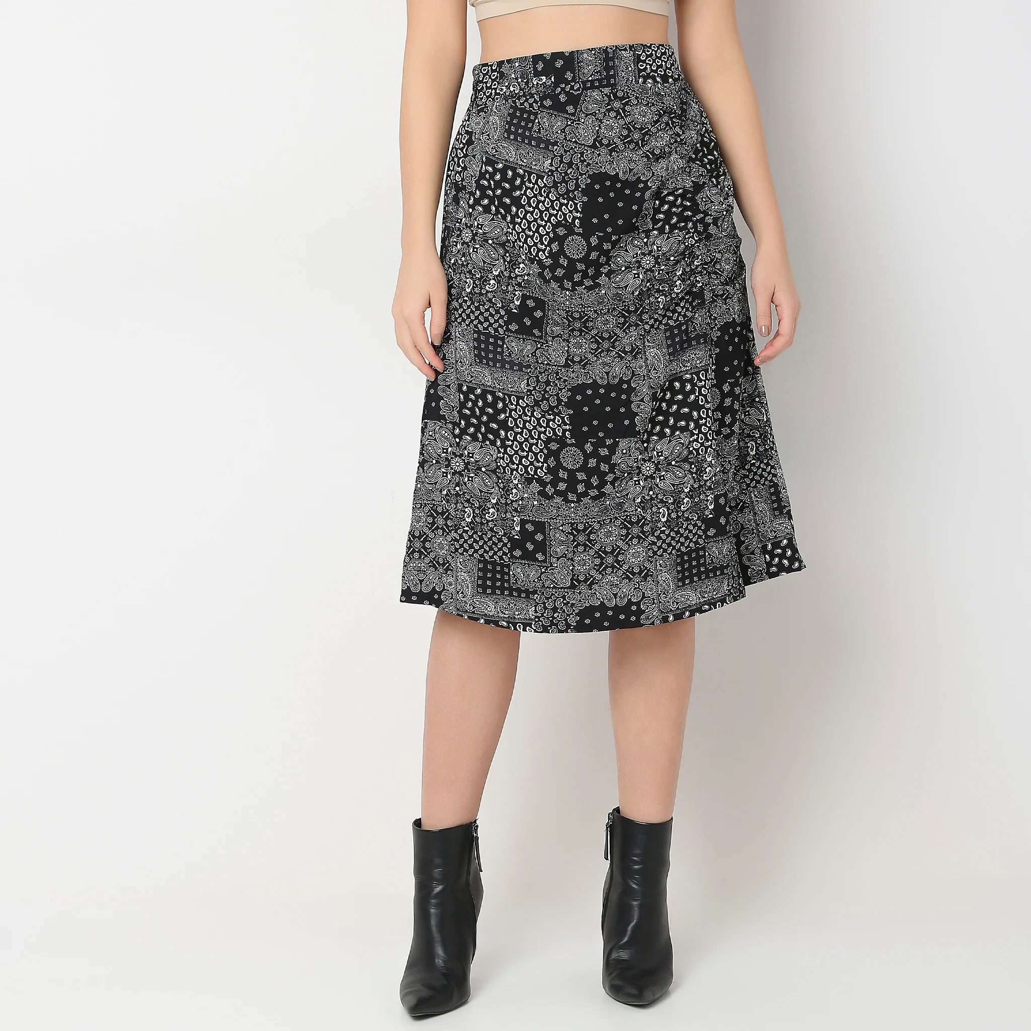 Relaxed Fit Printed Skirt - Image 2