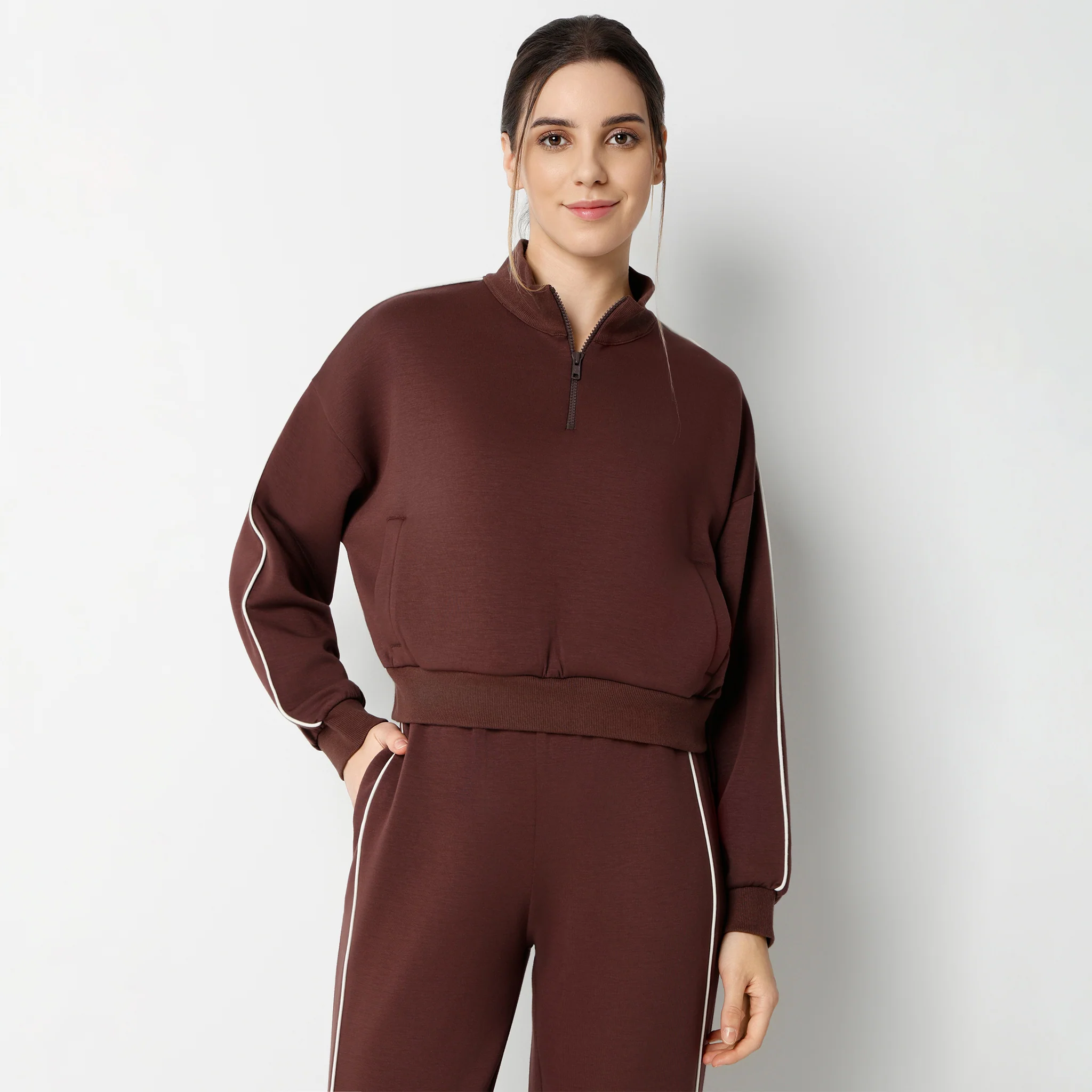 Relaxed Fit Mock Neck Full Sleeve Front Pockets And A Dew Coloured Piping Sweatshirt