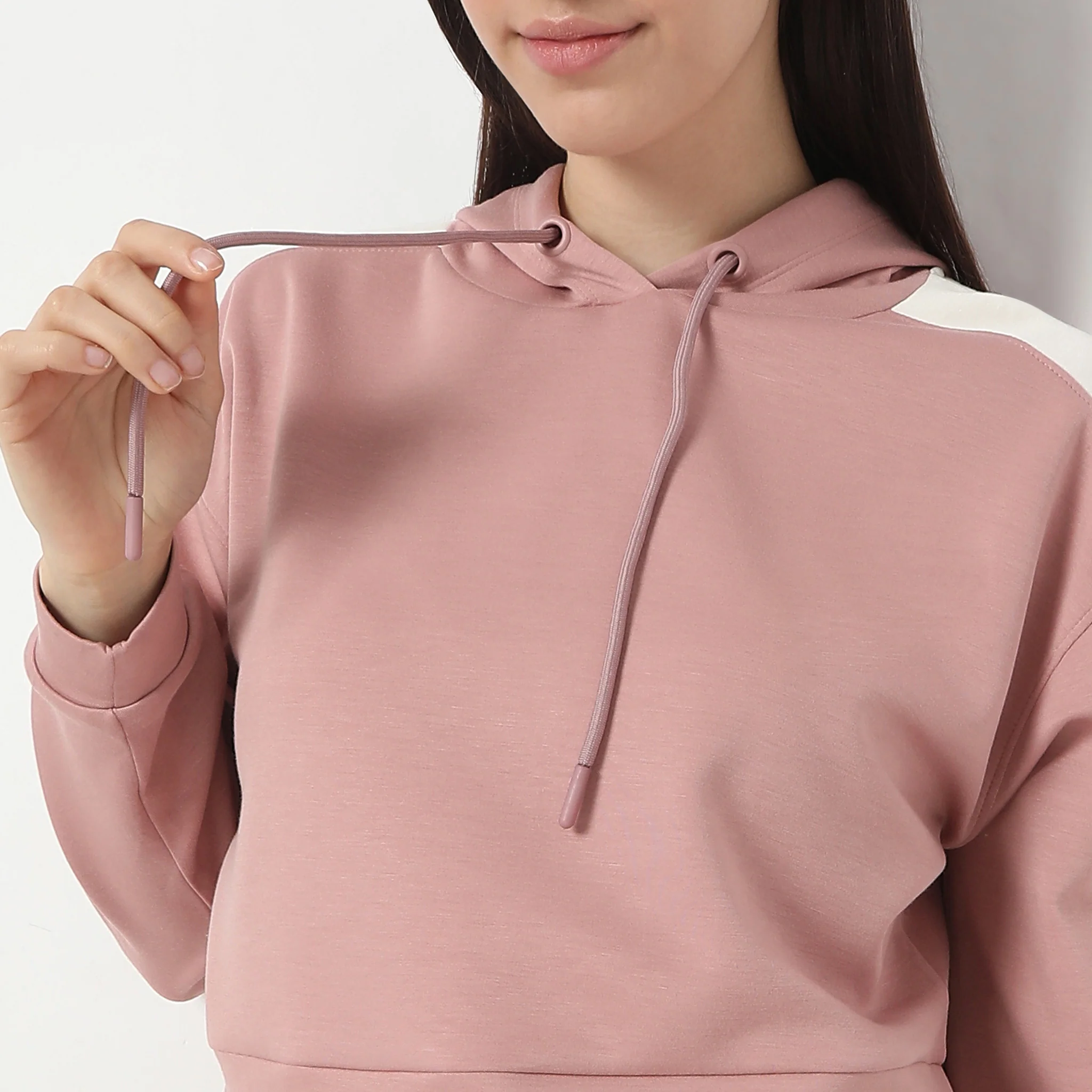 Relaxed Fit Full Sleeve With Hoodie And Drawstring T-Shirt - Image 5