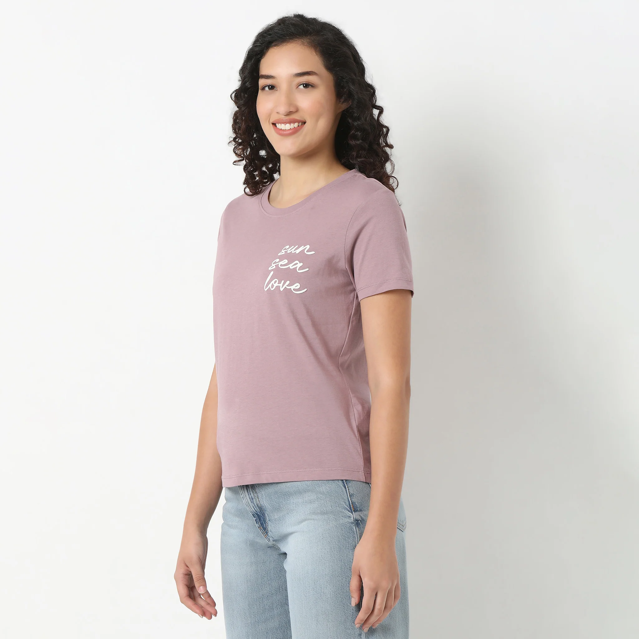 Round Neck Graphic T-Shirt - Image 5