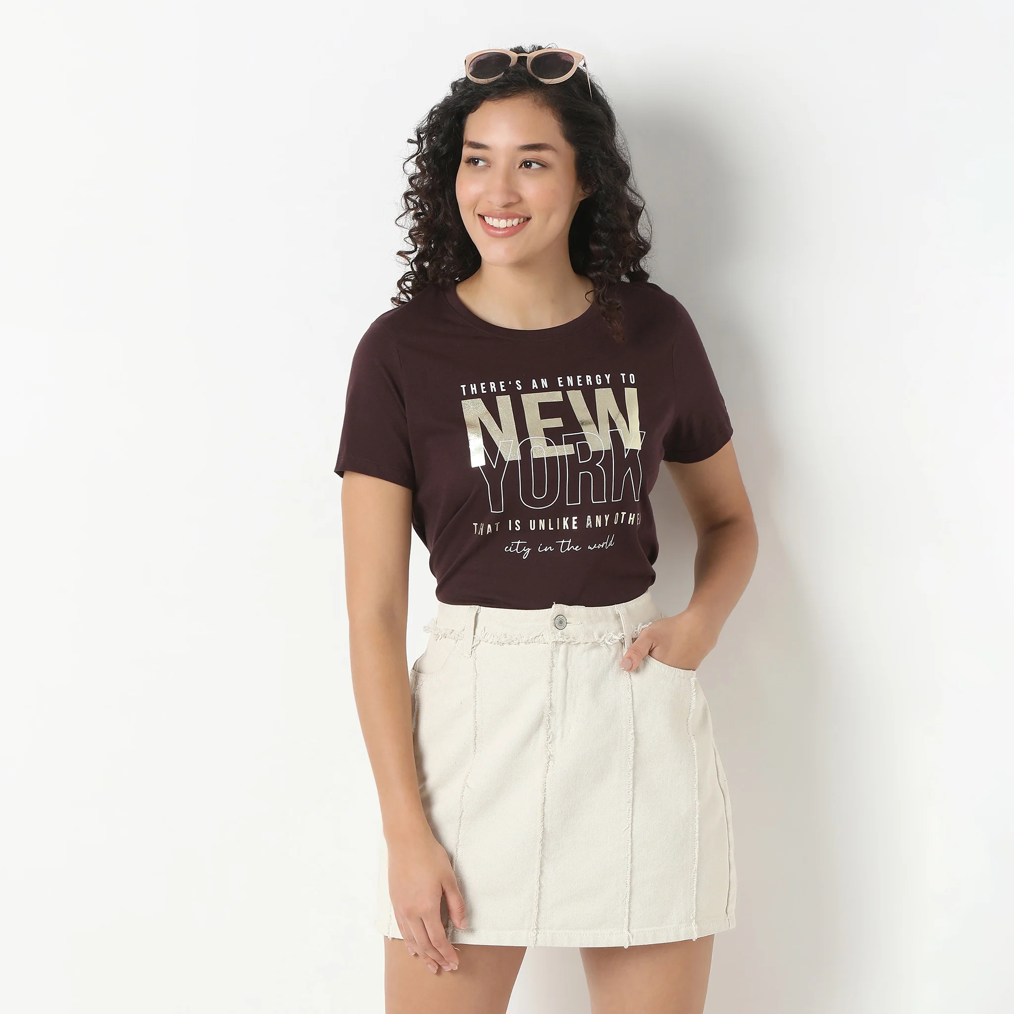 Round Neck Graphic T-Shirt - Image 2