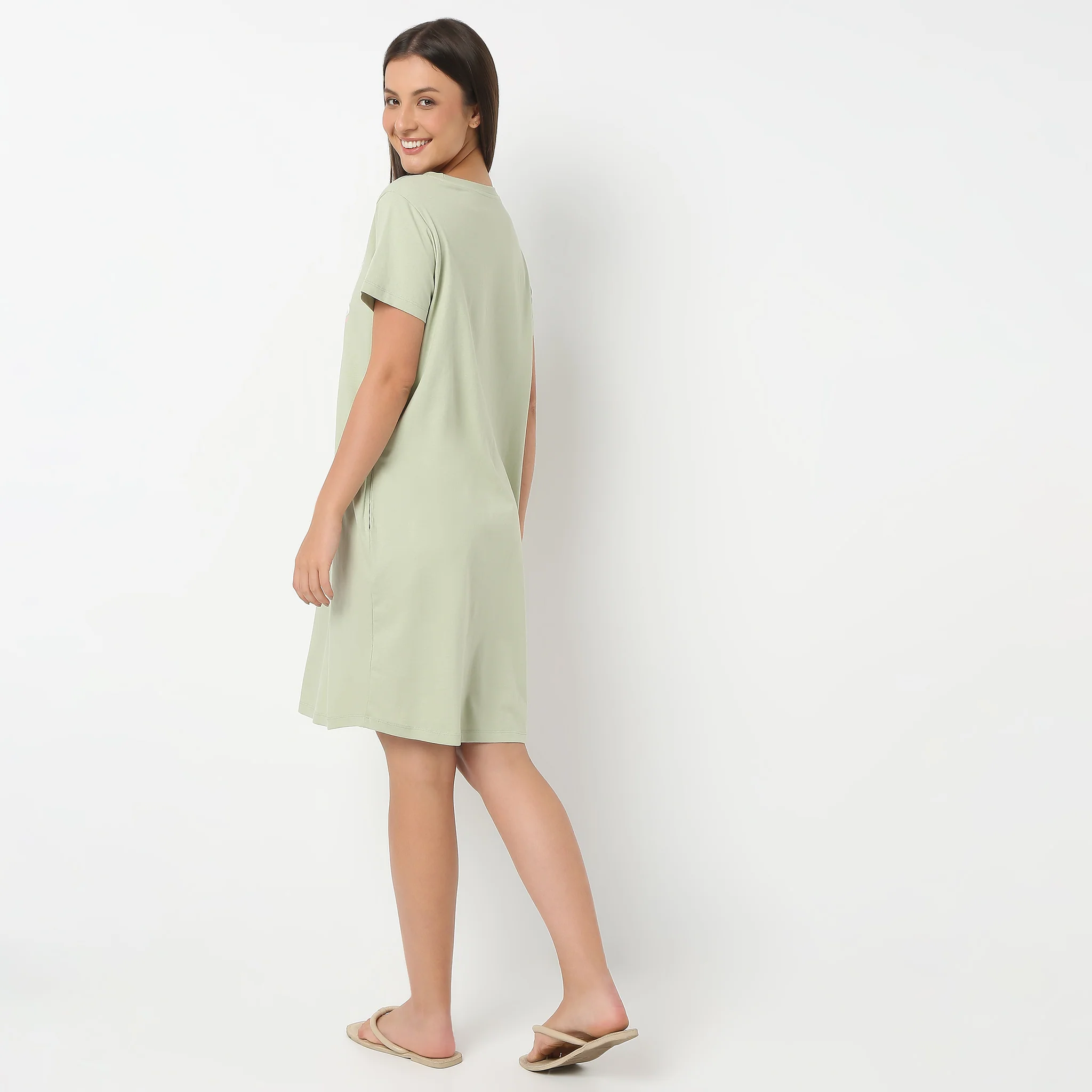 Round Neck Knee Length Graphic Short Gown - Image 3