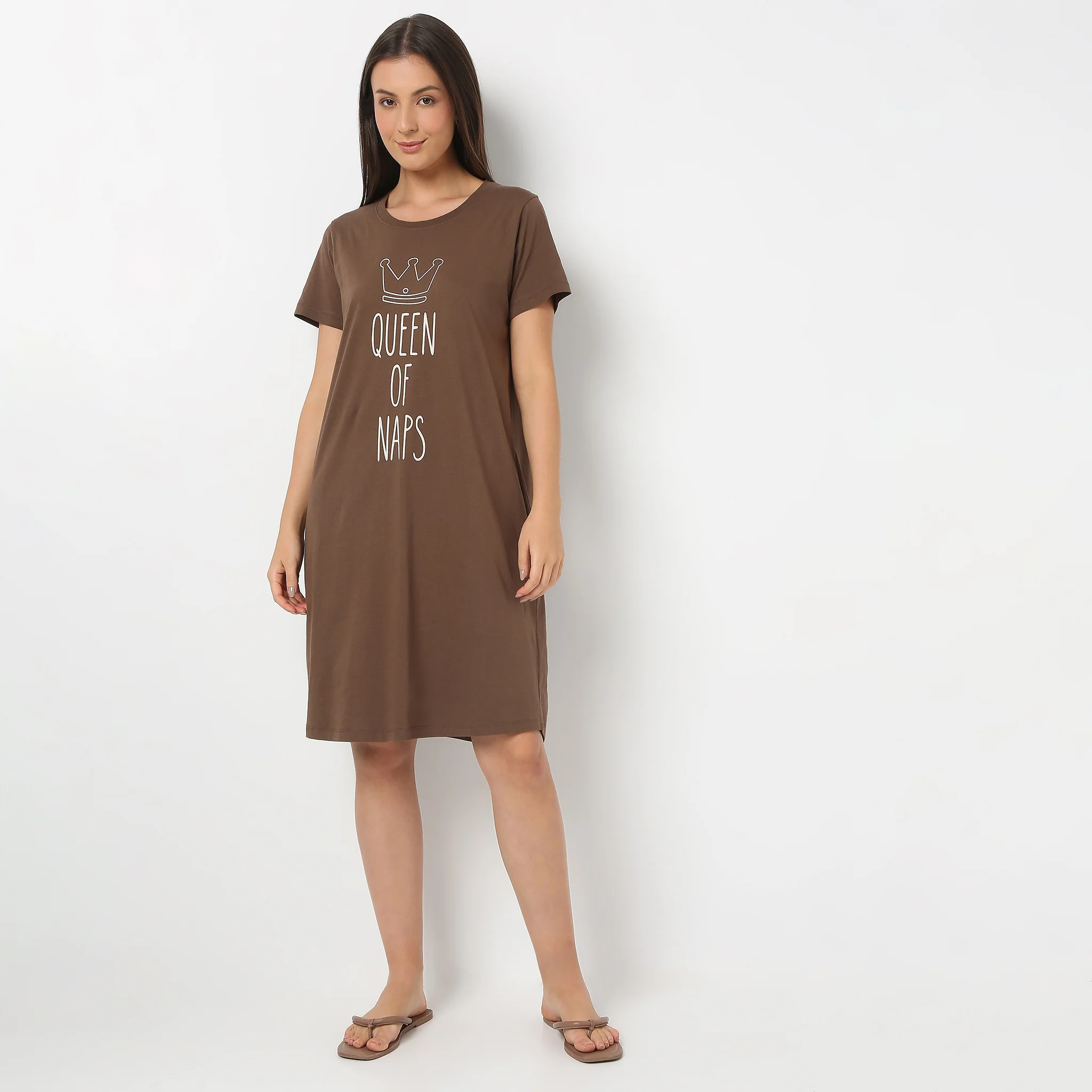 Round Neck Knee Length Graphic Short Gown - Image 2