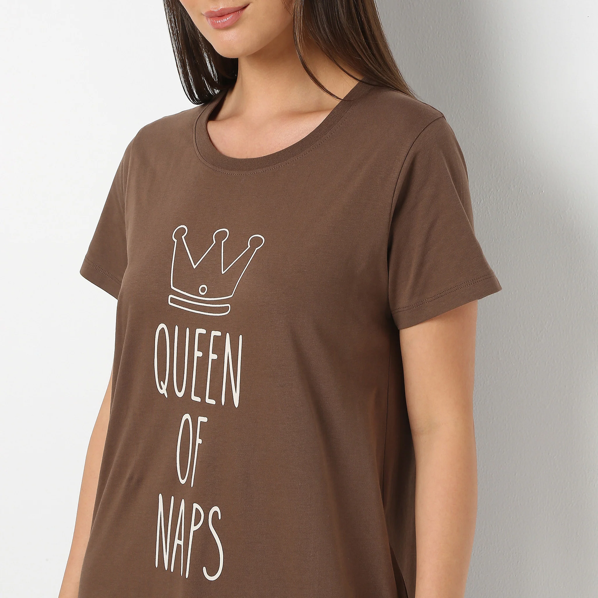 Round Neck Knee Length Graphic Short Gown - Image 4